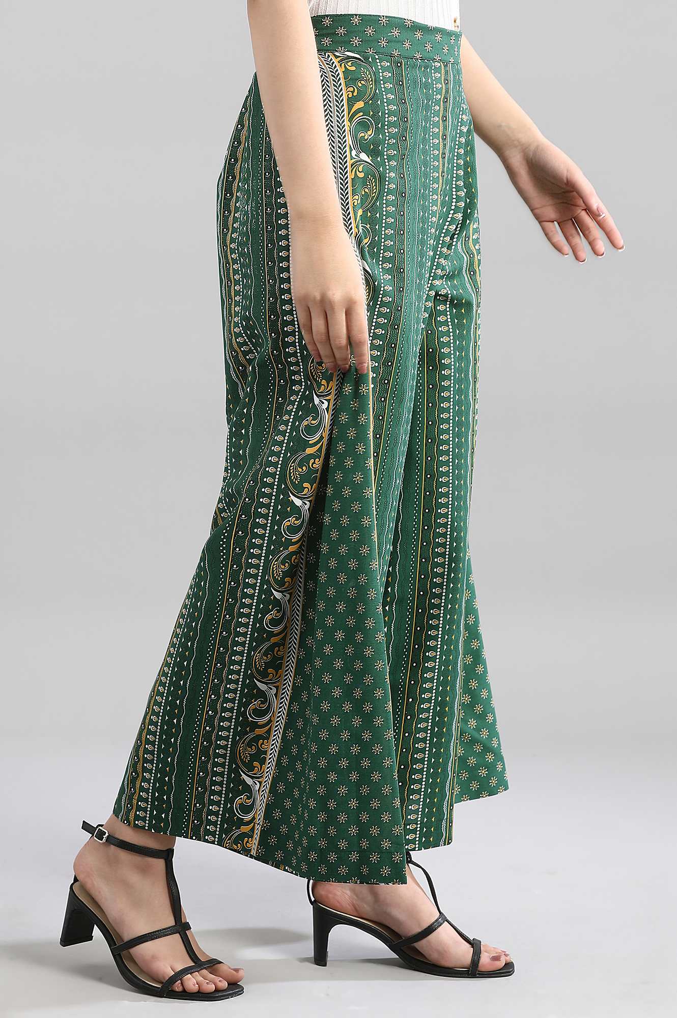 https://cdn.shopify.com/s/files/1/0776/0419/2550/files/21FEA60205-502872_4_866ed617-f425-47ef-8365-6c5e1c751454.jpg?v=1769764618