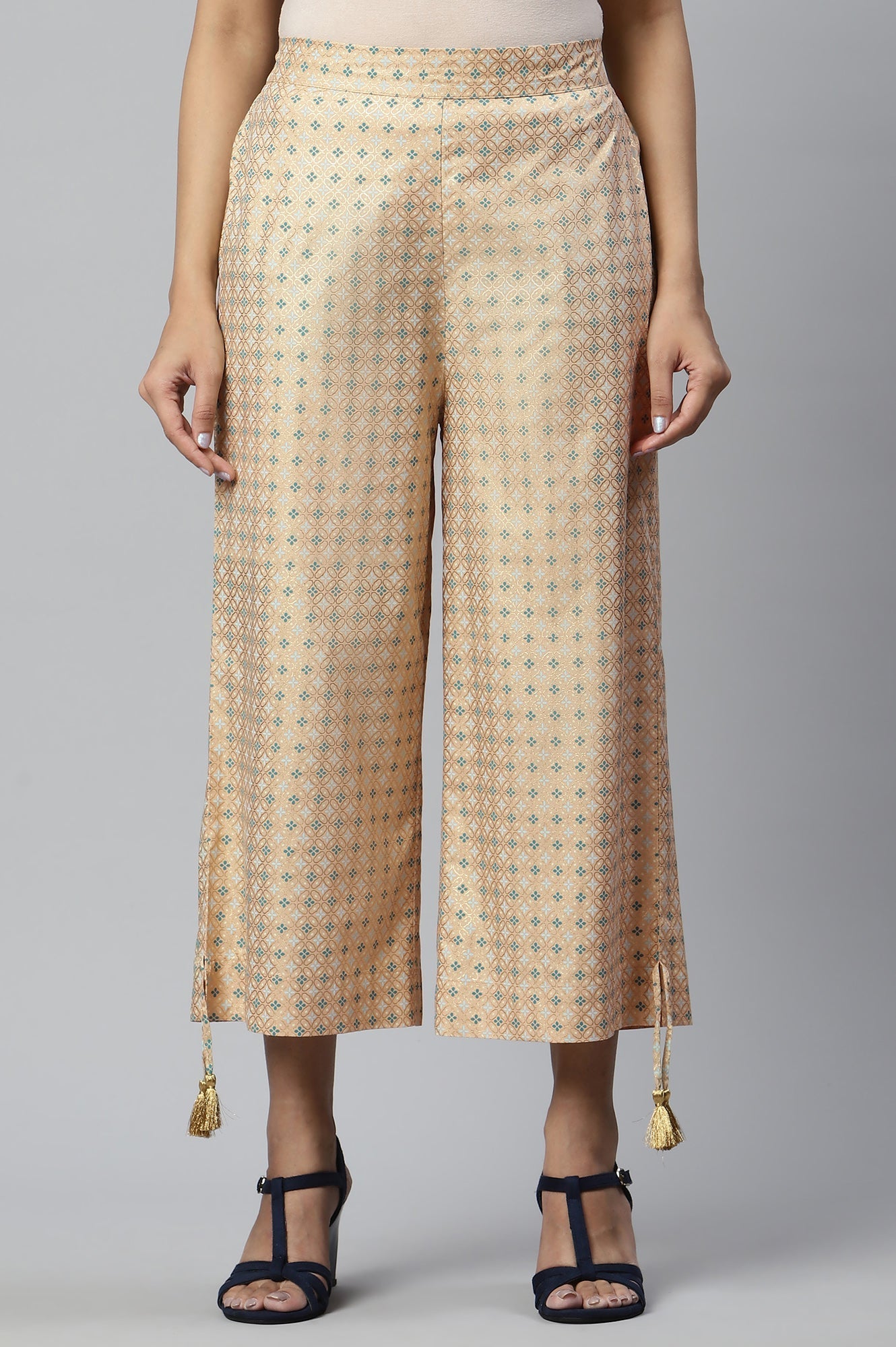 https://cdn.shopify.com/s/files/1/0776/0419/2550/files/22AUA60275-505166_1_13daf5cd-7394-4a2b-888c-c900f0794ca4.jpg?v=1769763280
