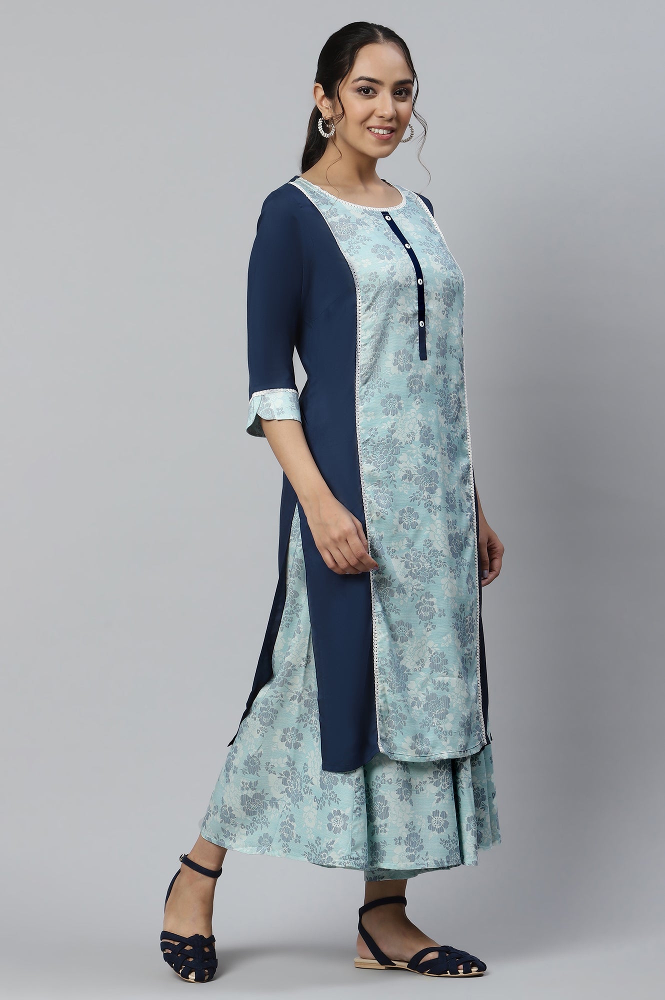 https://cdn.shopify.com/s/files/1/0776/0419/2550/files/22AUAS13380-504141_4_3f0346d1-b064-4849-a9bf-1db4ee0dcb9a.jpg?v=1769761397