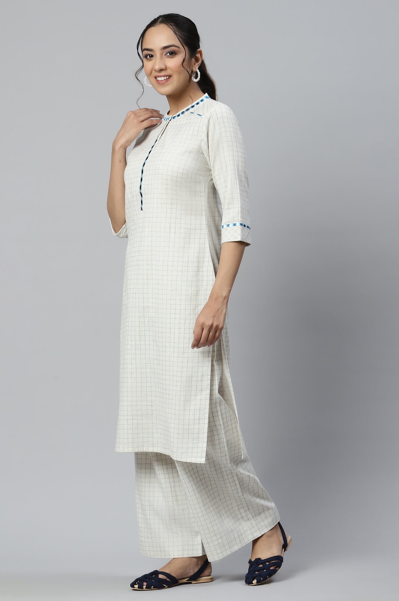 https://cdn.shopify.com/s/files/1/0776/0419/2550/files/22AUAS13386-504118_3_3a999b92-d7cd-4985-9797-6f96703d595c.jpg?v=1769760438