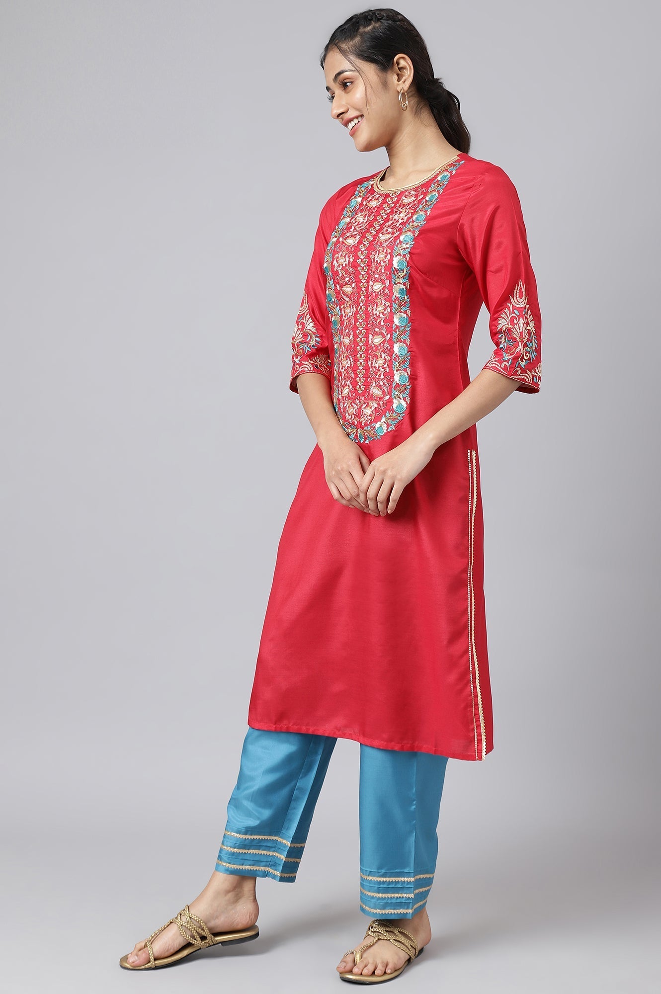 https://cdn.shopify.com/s/files/1/0776/0419/2550/files/22AUD10499-604697_5.jpg?v=1769761563
