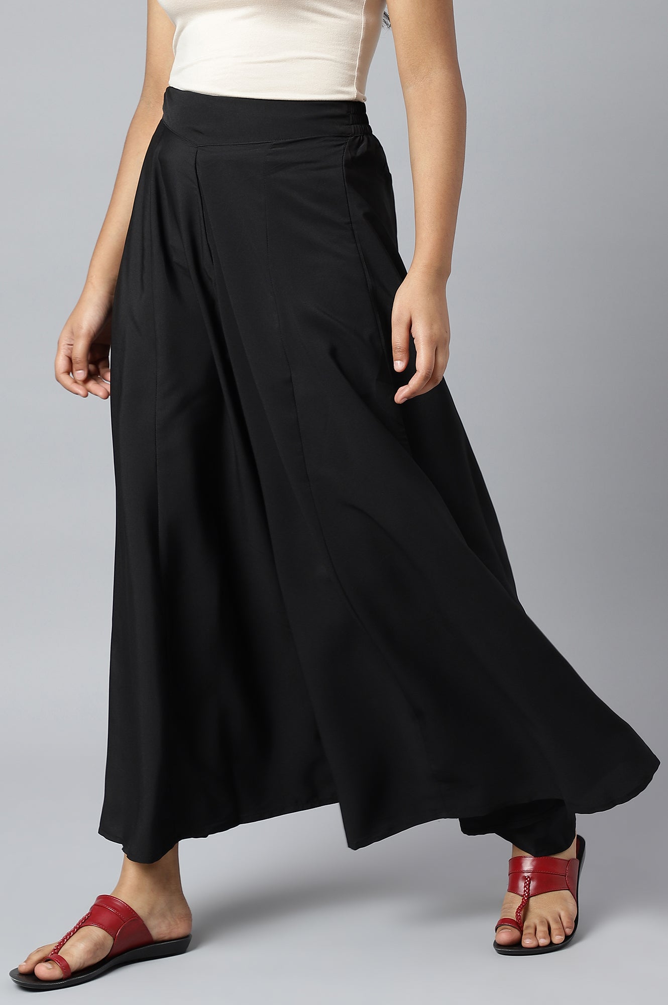 https://cdn.shopify.com/s/files/1/0776/0419/2550/files/22CRA60094-603032_2_844baae0-5681-4f44-aef6-37469b866725.jpg?v=1769764531