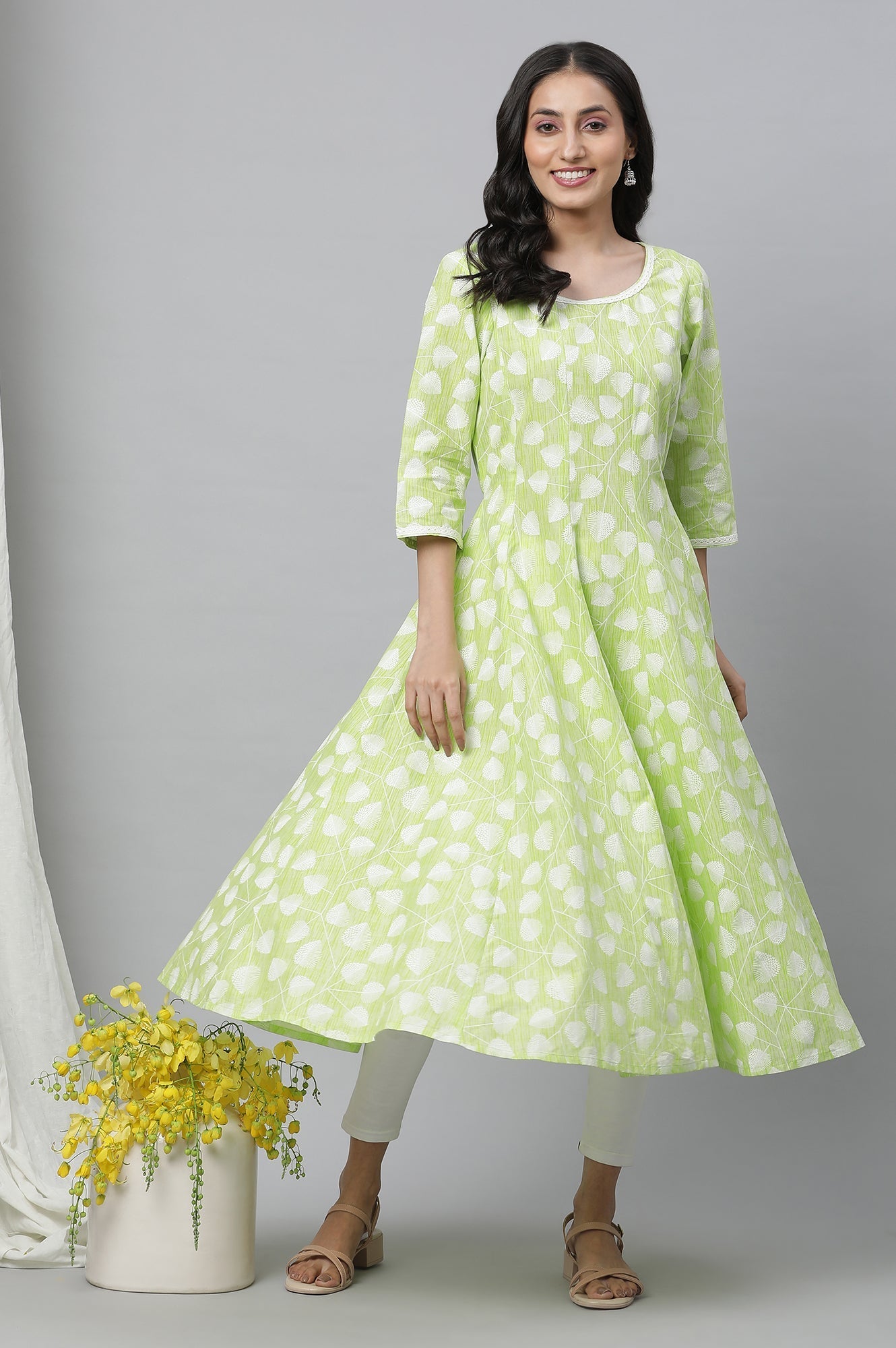 https://cdn.shopify.com/s/files/1/0776/0419/2550/files/23AUA14416-506921_1_ffe004fa-a4eb-4ea2-999f-c81c1752e438.jpg?v=1769753189