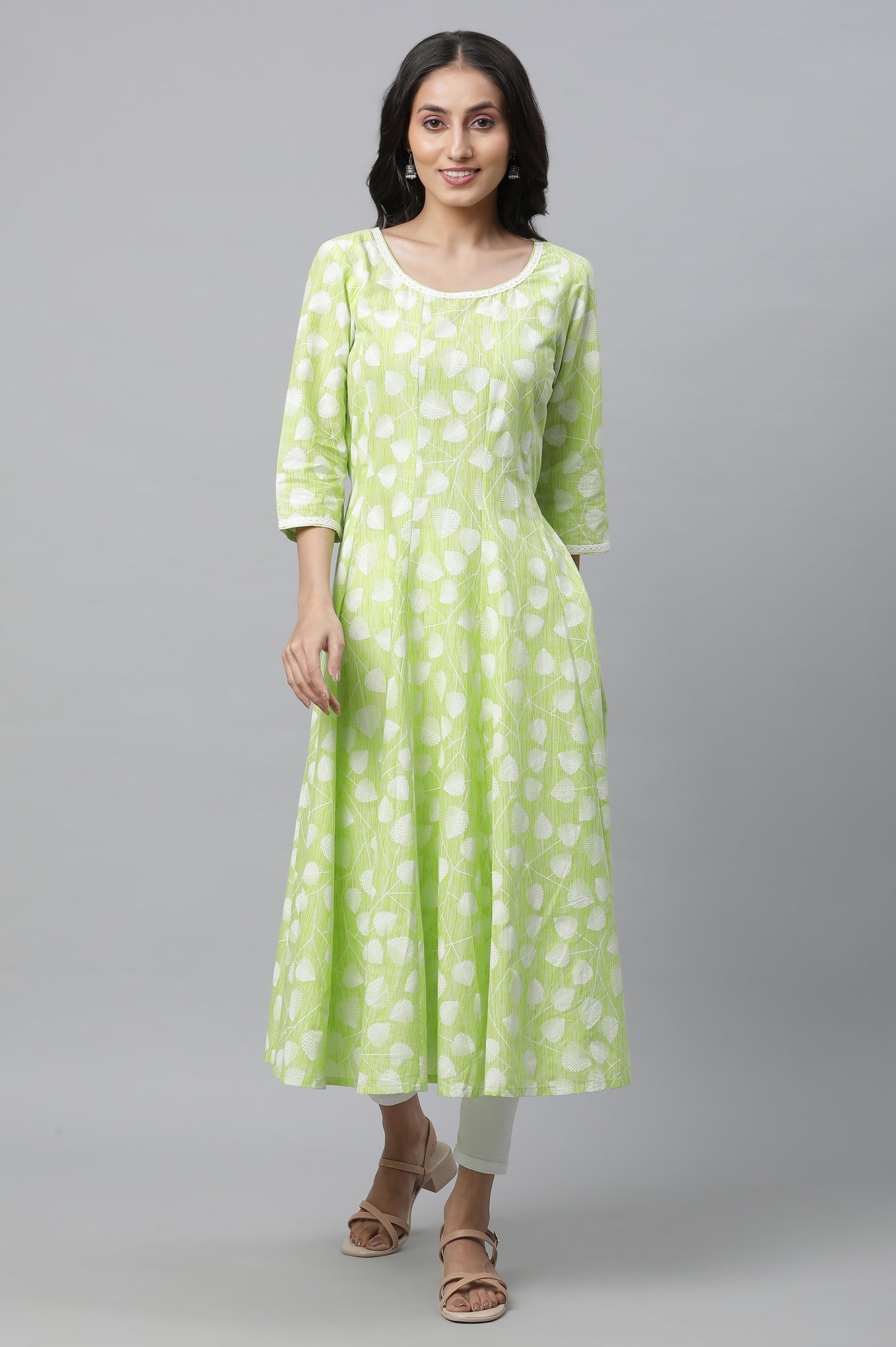 https://cdn.shopify.com/s/files/1/0776/0419/2550/files/23AUA14416-506921_2_a0e37806-551d-4402-9883-b31192f13acb.jpg?v=1769753189