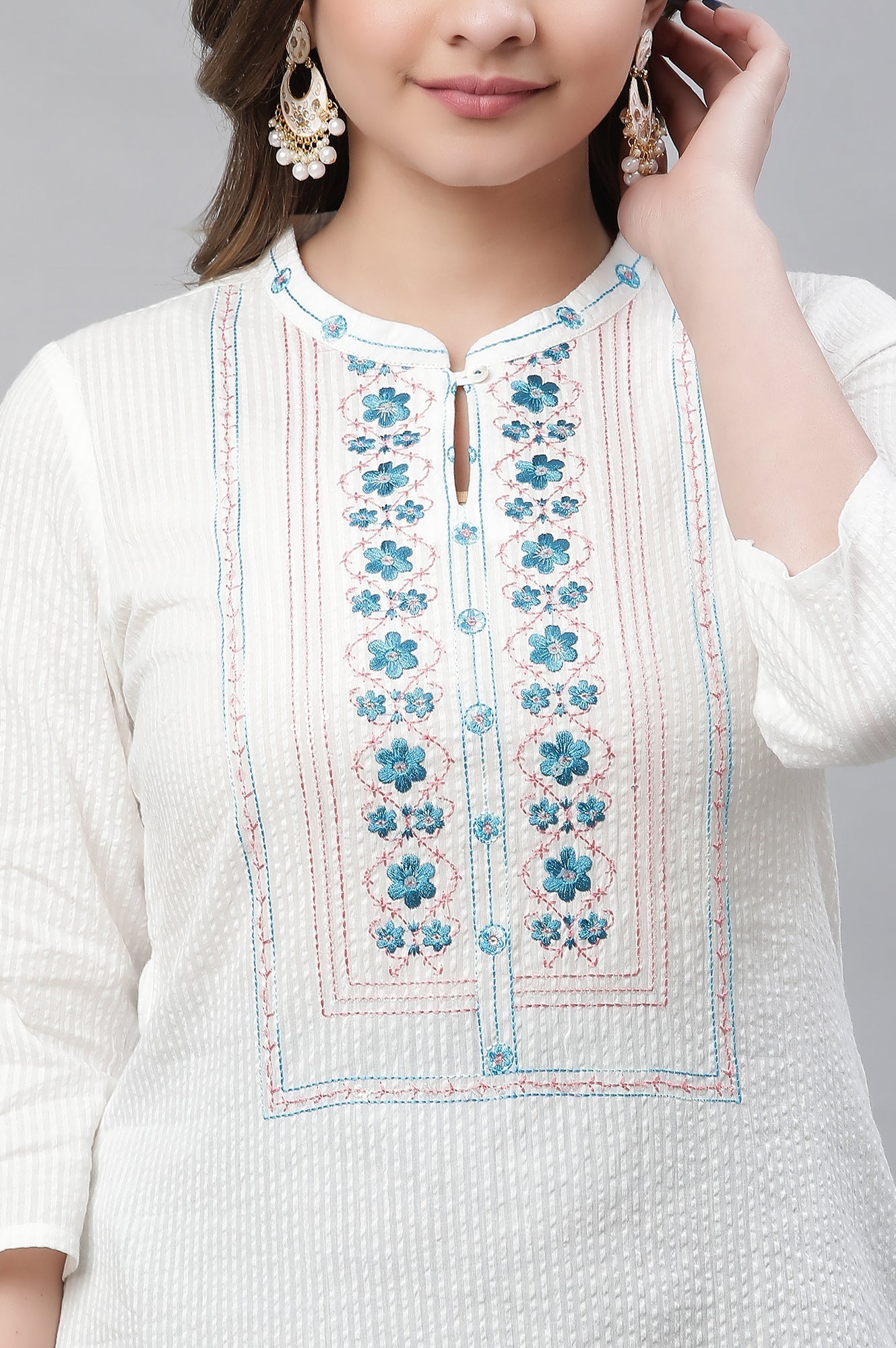 https://cdn.shopify.com/s/files/1/0776/0419/2550/files/23AUA14491-606465_6_fd591dc9-cb23-4a1a-ae8d-3b23a81f3772.jpg?v=1769765528