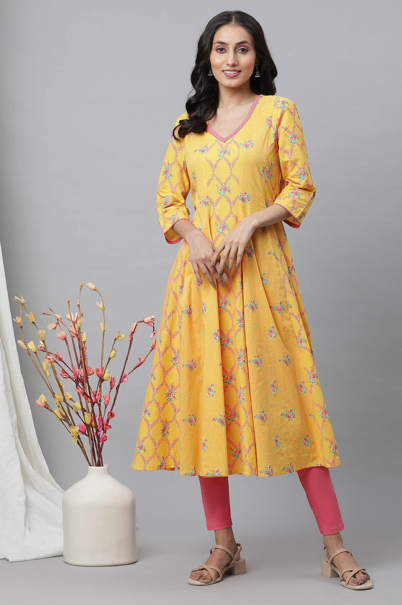 https://cdn.shopify.com/s/files/1/0776/0419/2550/files/23AUA14498-507458_1_9ca3d67c-5d97-4f25-8e31-253437ebd2ac.jpg?v=1769759137