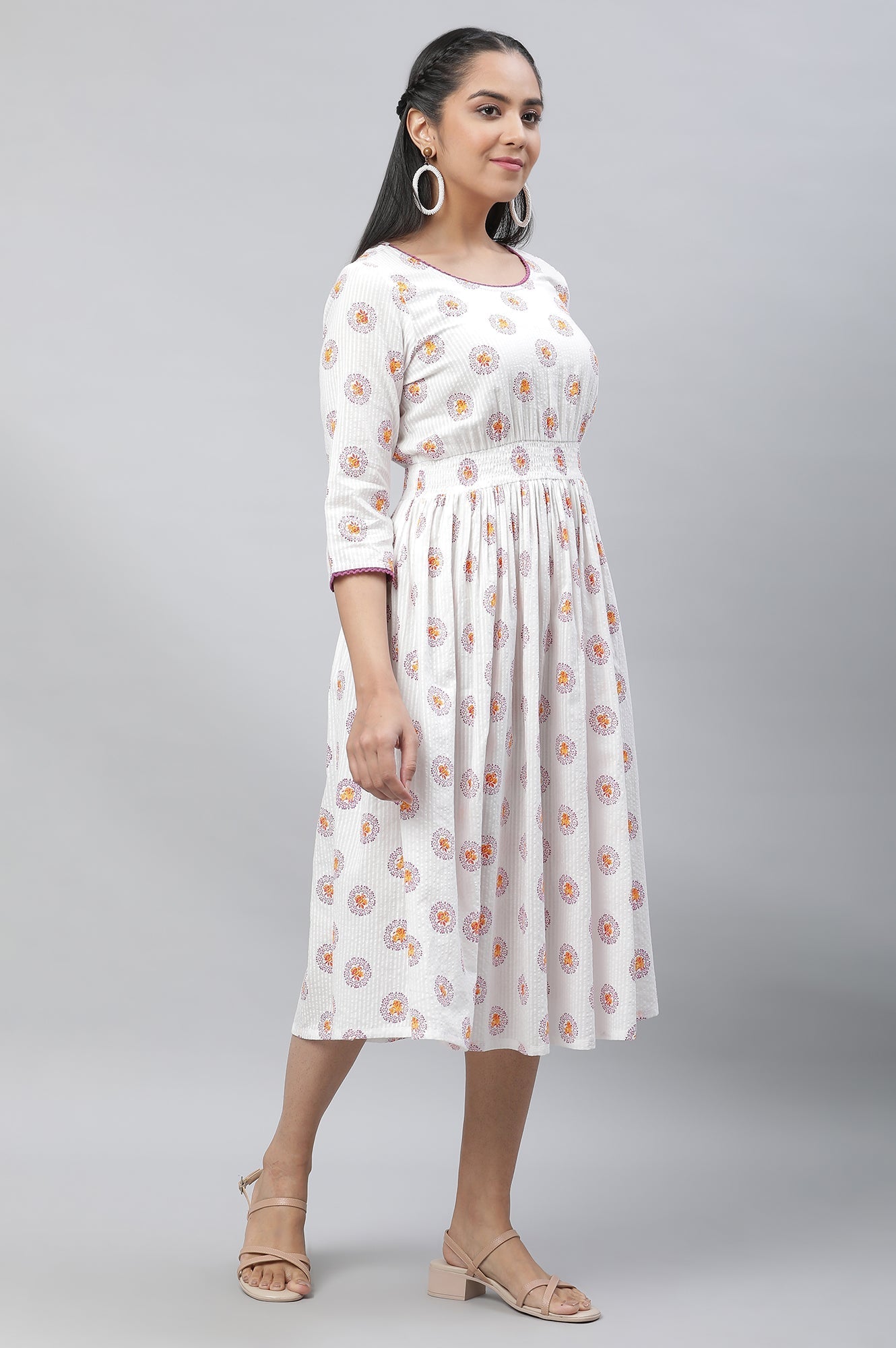 https://cdn.shopify.com/s/files/1/0776/0419/2550/files/23AUA14499-507269_5.jpg?v=1769757280