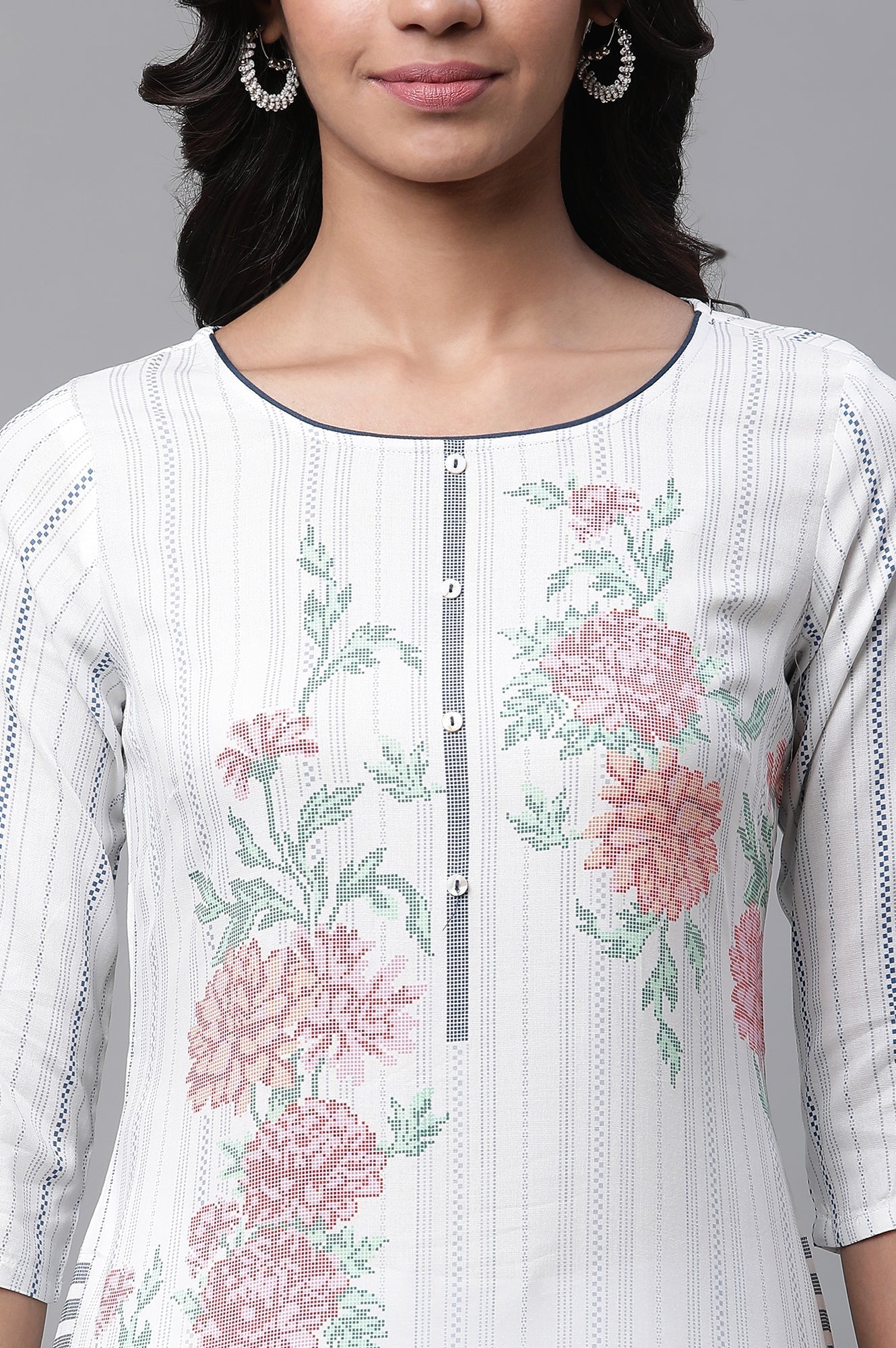 https://cdn.shopify.com/s/files/1/0776/0419/2550/files/23AUA14526-504945_7.jpg?v=1769763914