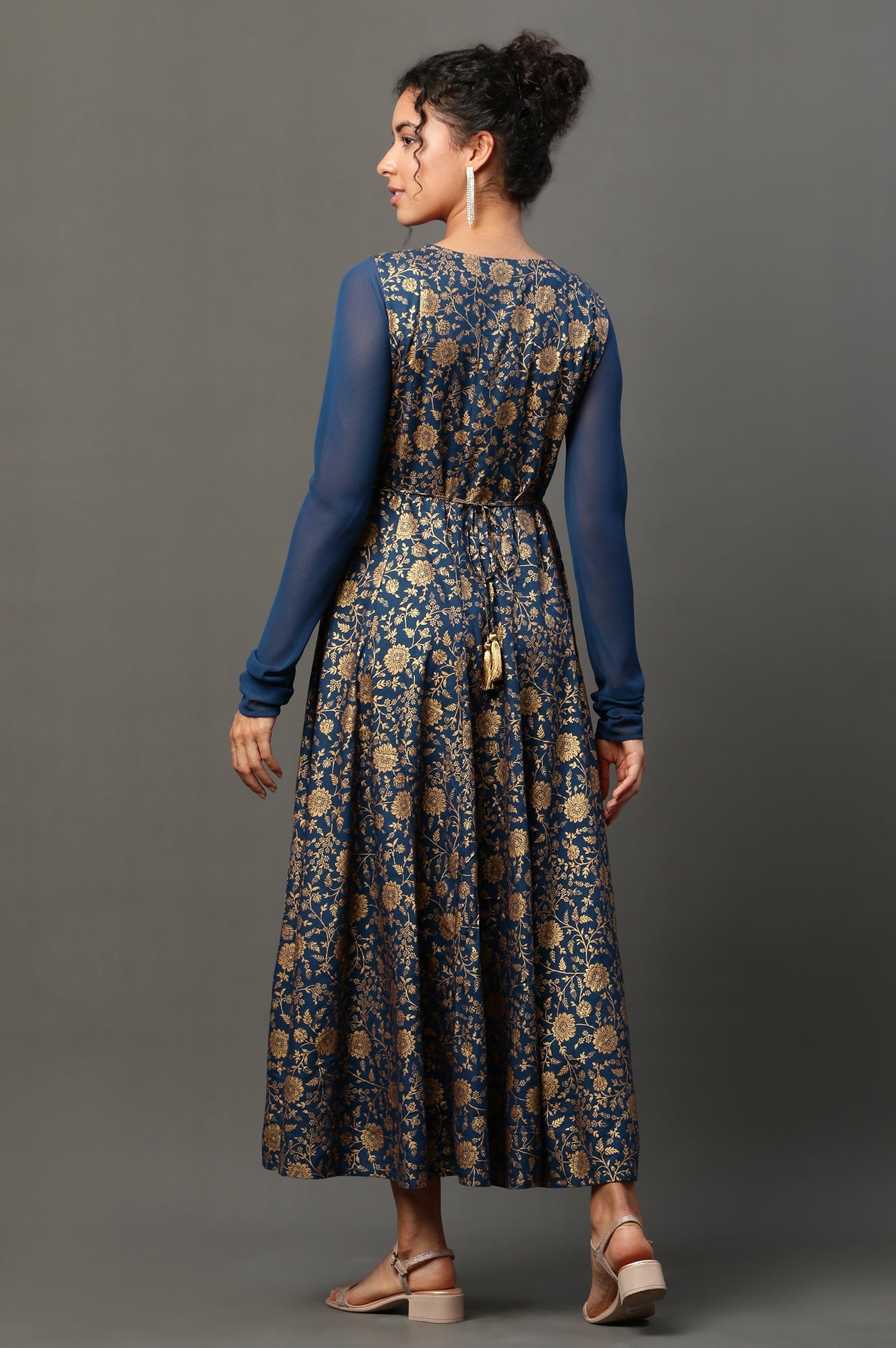 https://cdn.shopify.com/s/files/1/0776/0419/2550/files/23AUA14968-506384_4_87a883c1-9dc3-47c4-bf07-d0b3ed1b5ebc.jpg?v=1769761298