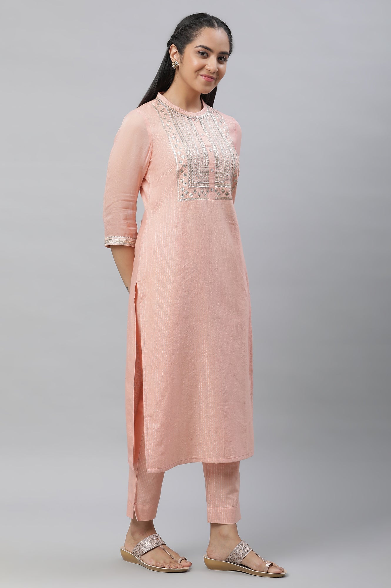 https://cdn.shopify.com/s/files/1/0776/0419/2550/files/23AUAS14229-704560_5_785df5f6-2d39-41e8-87b1-3fe5754bca45.jpg?v=1769750184
