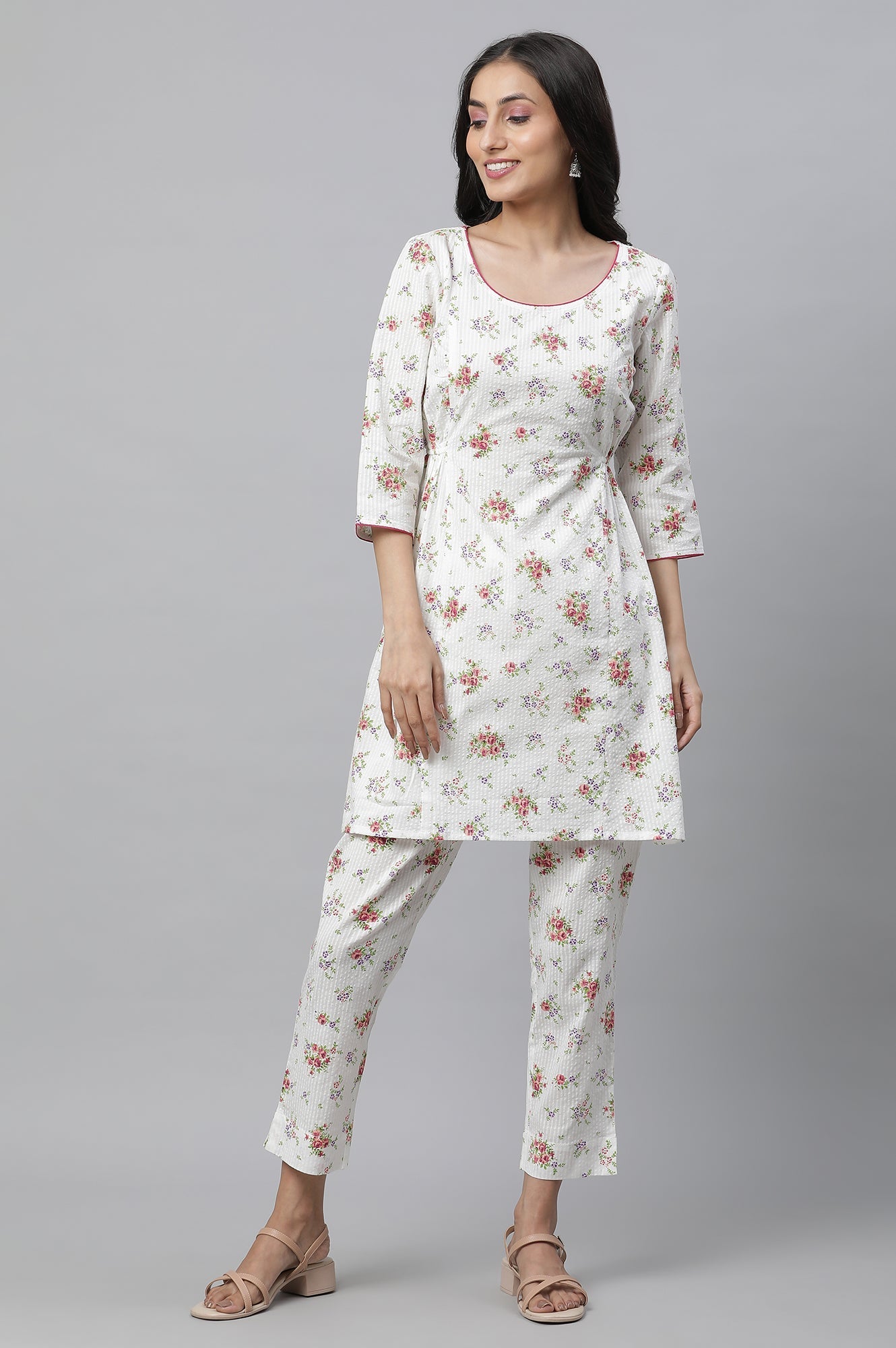 https://cdn.shopify.com/s/files/1/0776/0419/2550/files/23AUAS14504-507455_2.jpg?v=1769756353