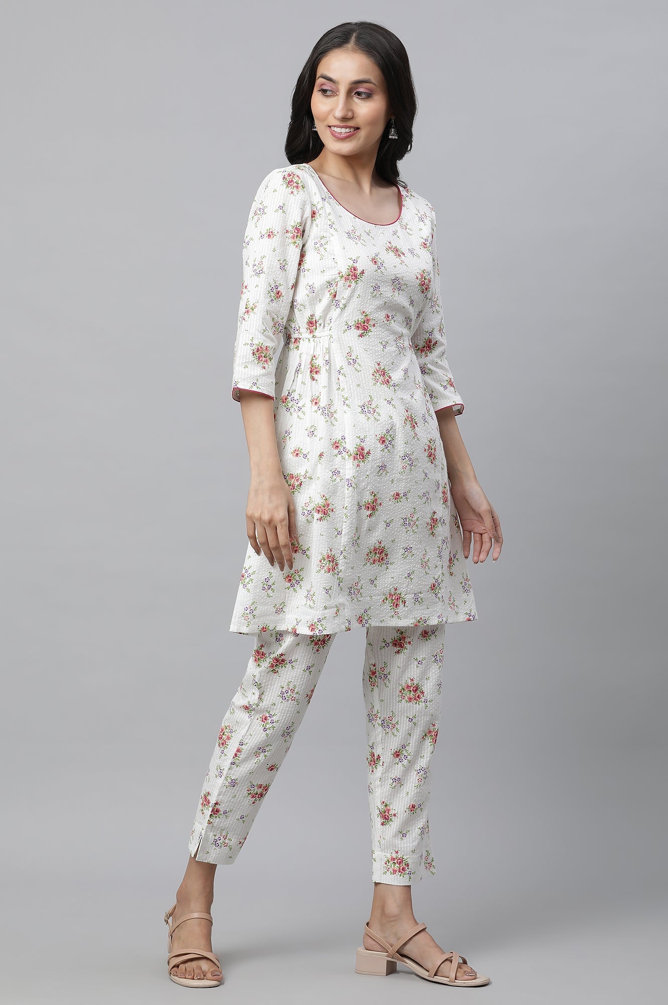 https://cdn.shopify.com/s/files/1/0776/0419/2550/files/23AUAS14504-507455_5.jpg?v=1769756353
