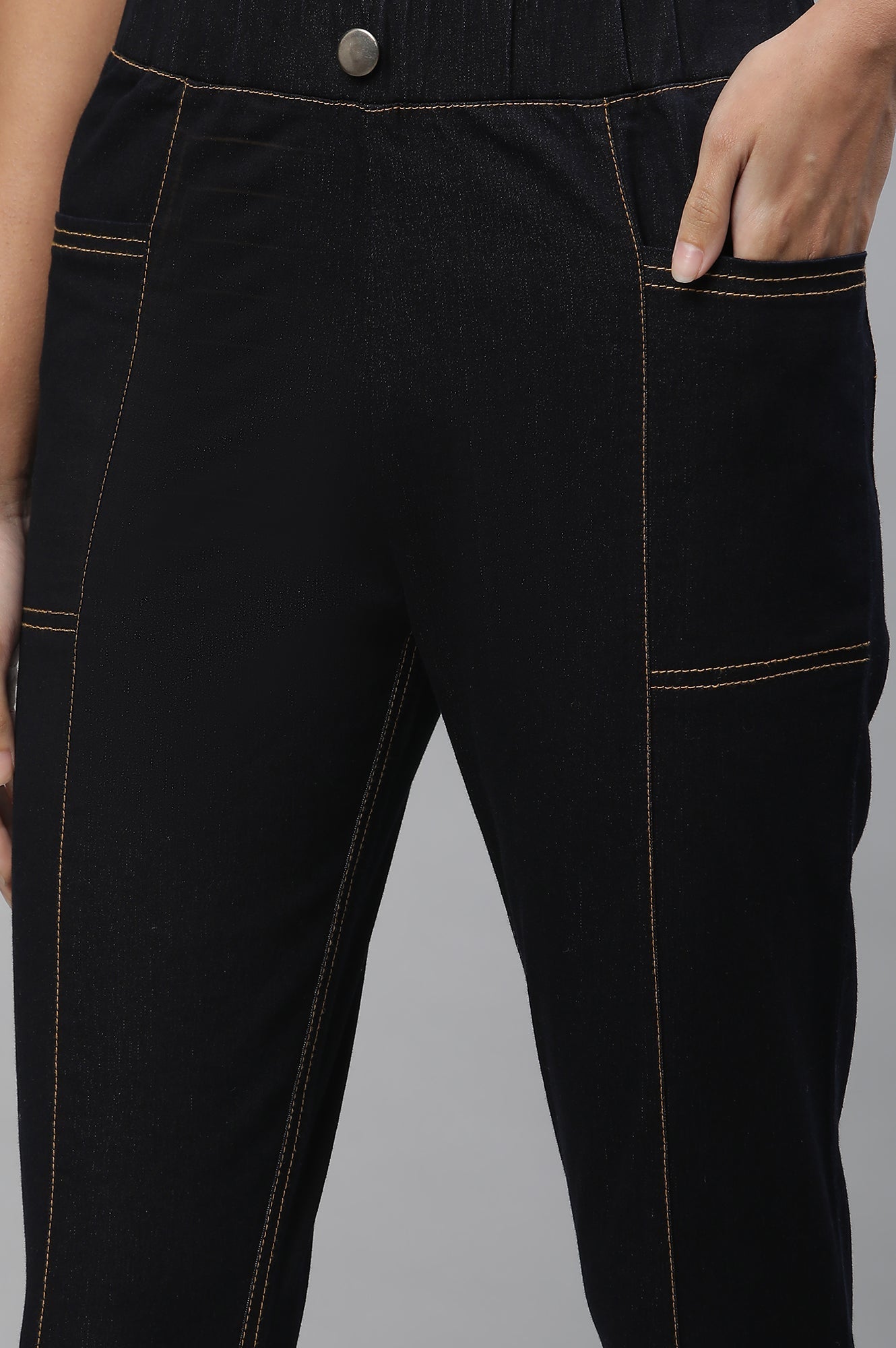 https://cdn.shopify.com/s/files/1/0776/0419/2550/files/23AUAS14952-704168_6.jpg?v=1769749753