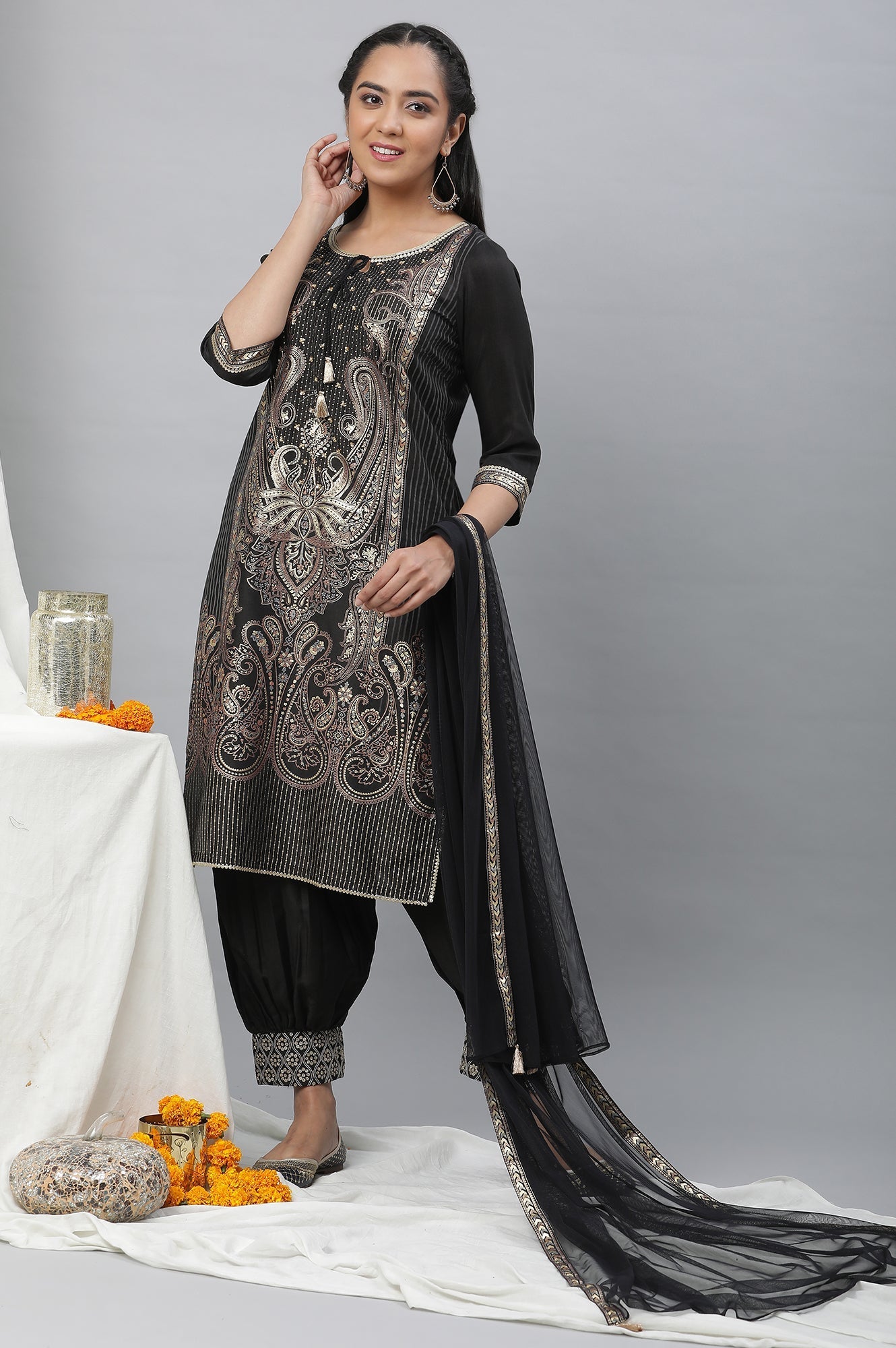 https://cdn.shopify.com/s/files/1/0776/0419/2550/files/23AUD10599-507121_1.jpg?v=1769749077
