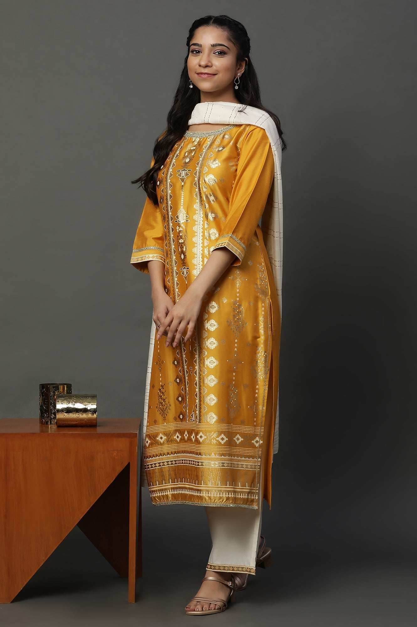 https://cdn.shopify.com/s/files/1/0776/0419/2550/files/23AUD14563-507676_1.jpg?v=1769758067