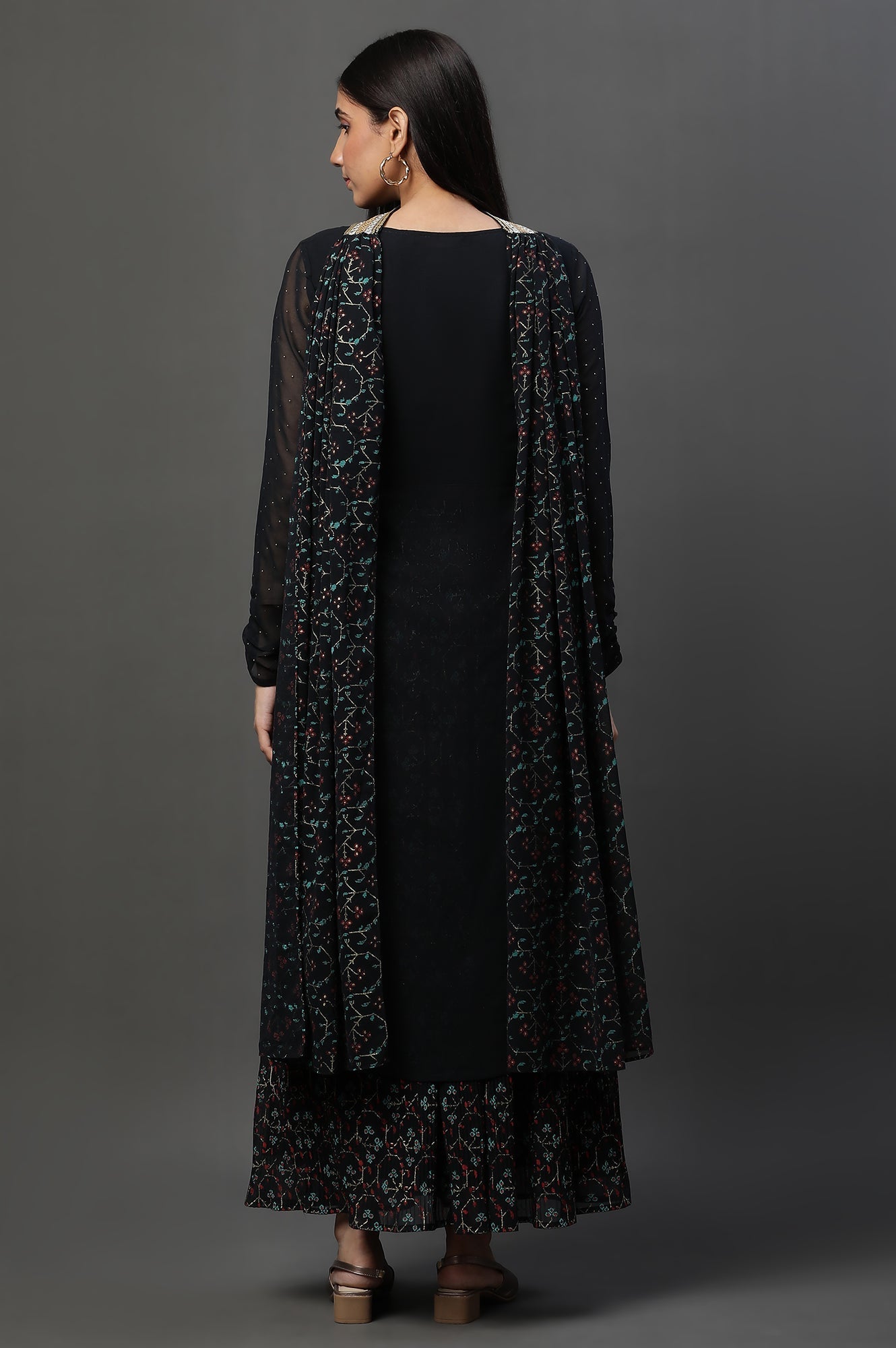 https://cdn.shopify.com/s/files/1/0776/0419/2550/files/23AUD14615-507656_4.jpg?v=1769749119