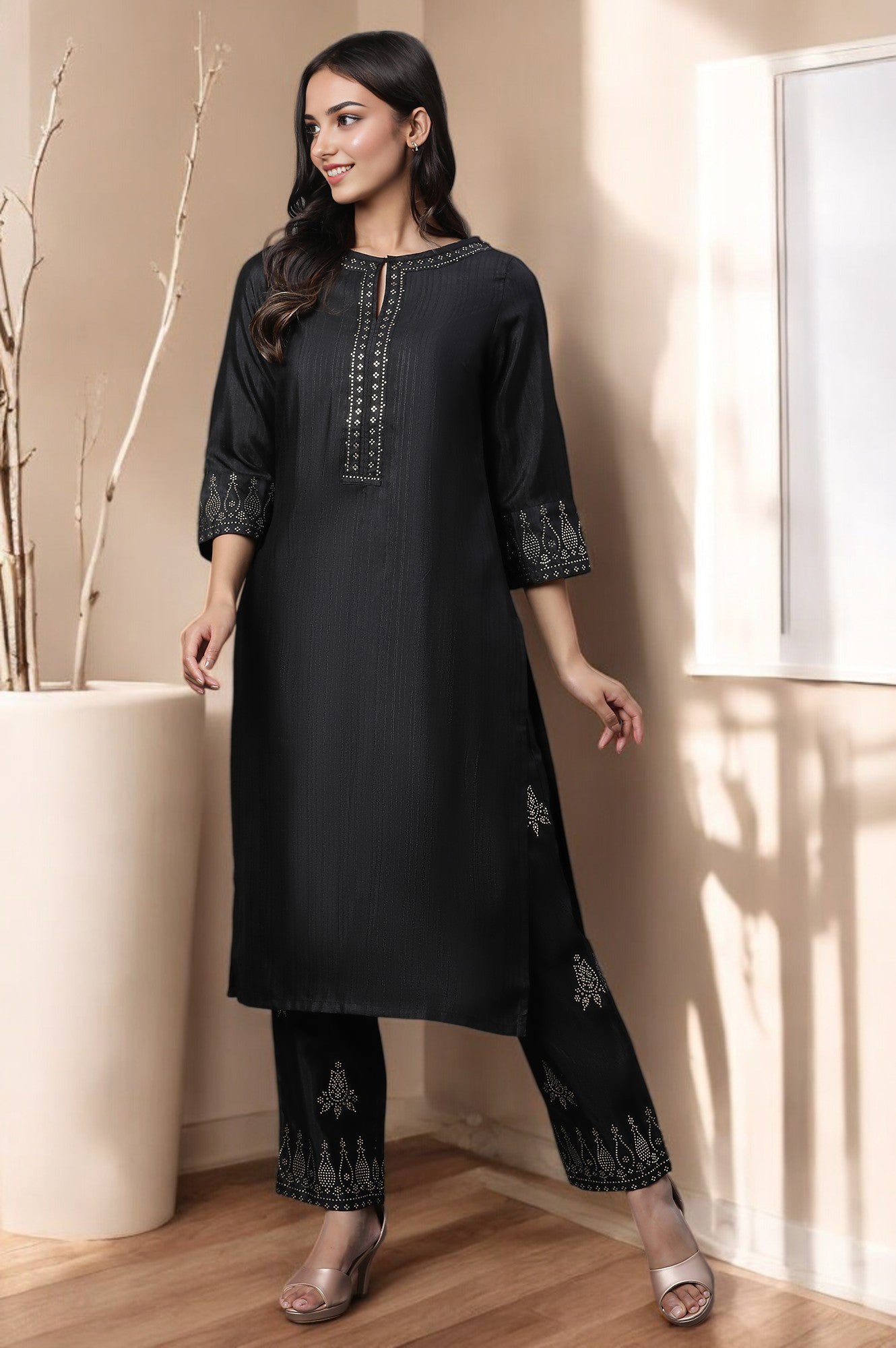 Black Embellished Silk Kurta and Pants Co-ord Set with Keyhole Neck