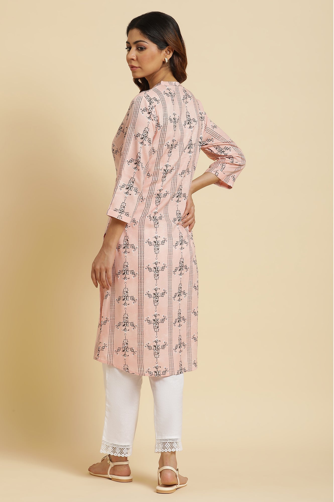 Pink Geometric Straight Rayon Kurta