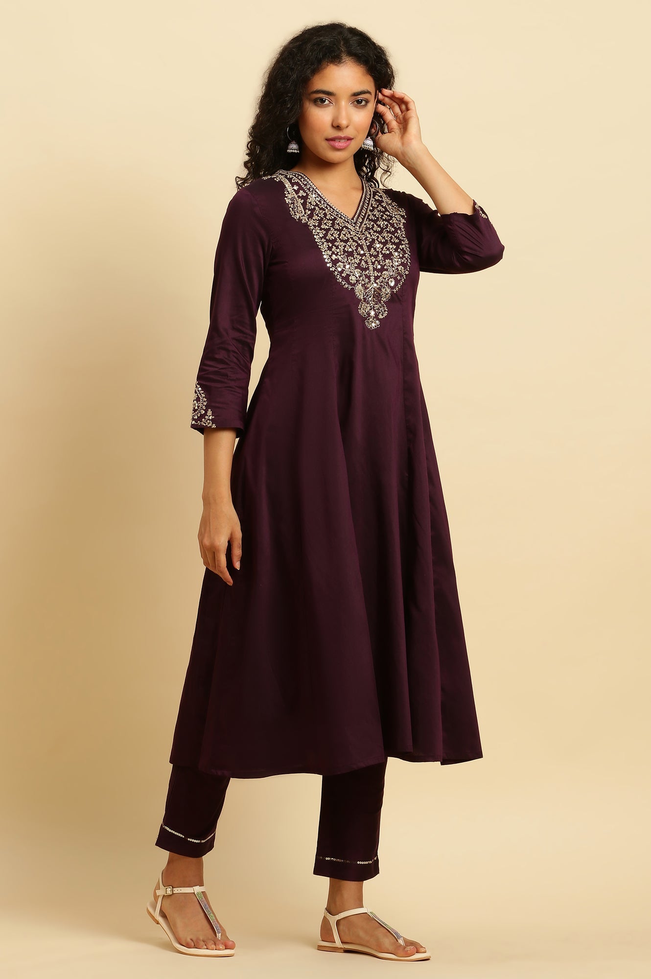 https://cdn.shopify.com/s/files/1/0776/0419/2550/files/23AUWS10451-221088_3_61273690-24bc-415d-a24e-7a8d8e6a93ca.jpg?v=1739358137