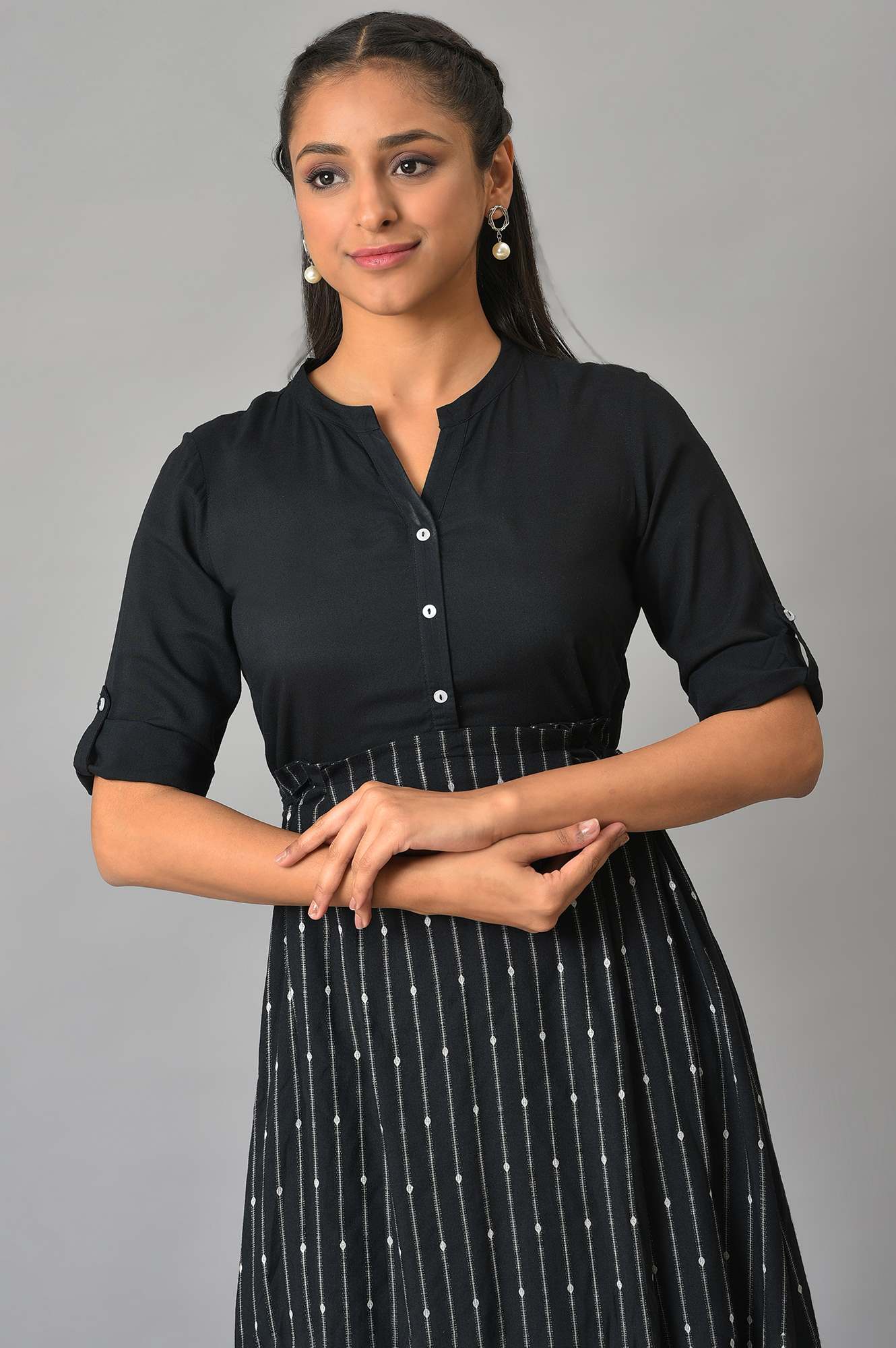 https://cdn.shopify.com/s/files/1/0776/0419/2550/files/23FEA13792-701933_5.jpg?v=1769750836