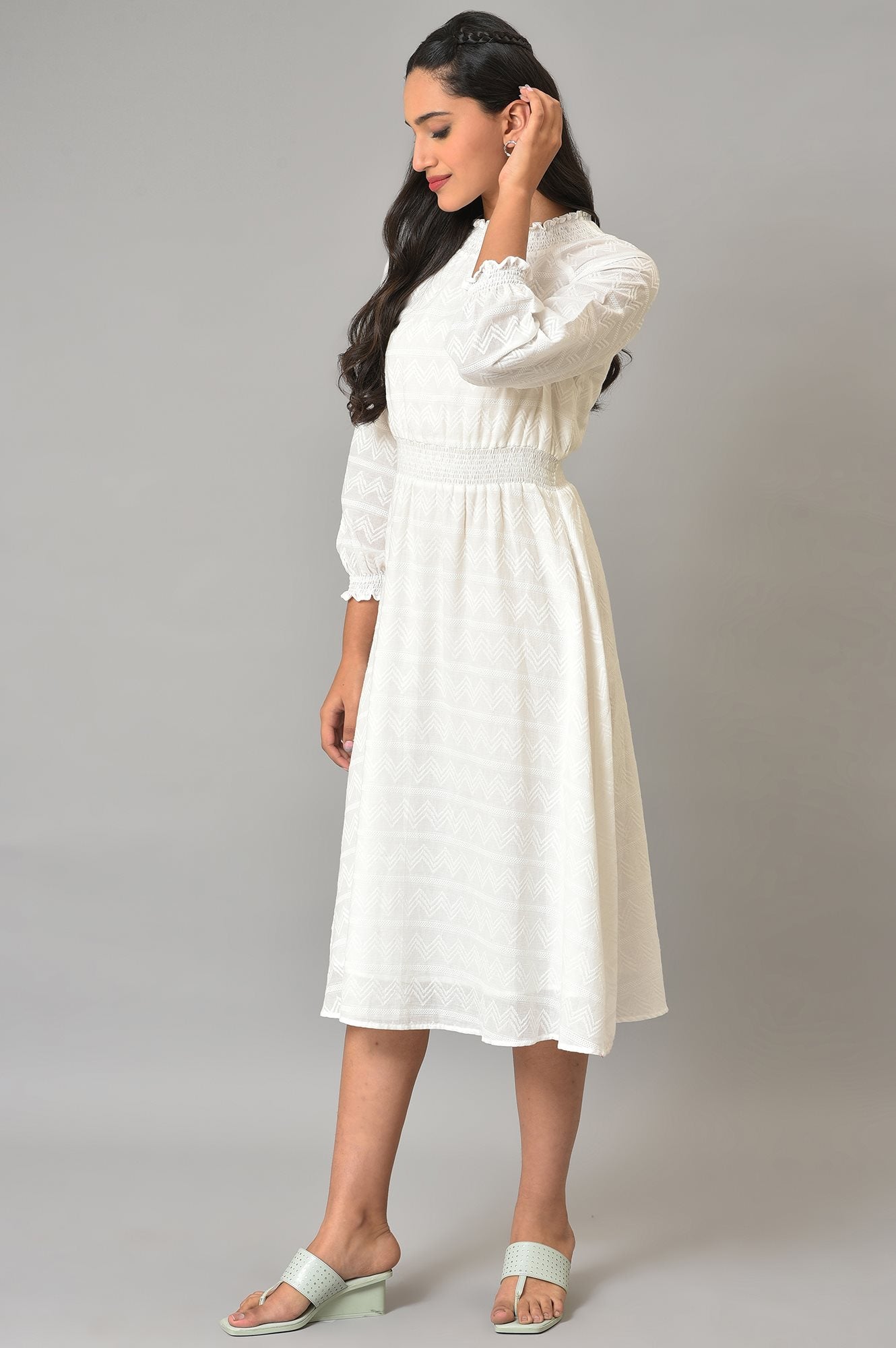 https://cdn.shopify.com/s/files/1/0776/0419/2550/files/23FEA13852-605267_3.jpg?v=1769756226