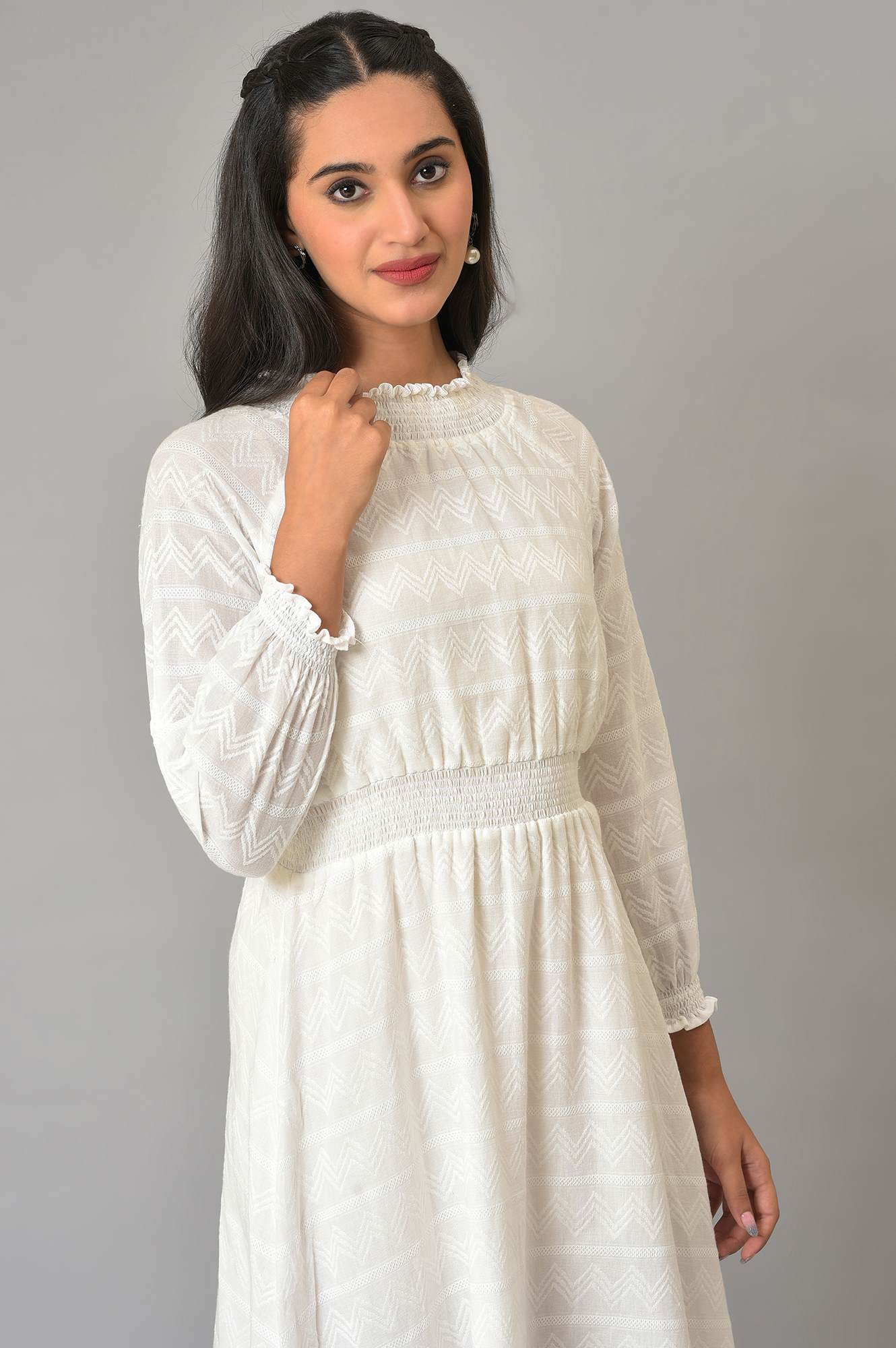 https://cdn.shopify.com/s/files/1/0776/0419/2550/files/23FEA13852-605267_5.jpg?v=1769756226
