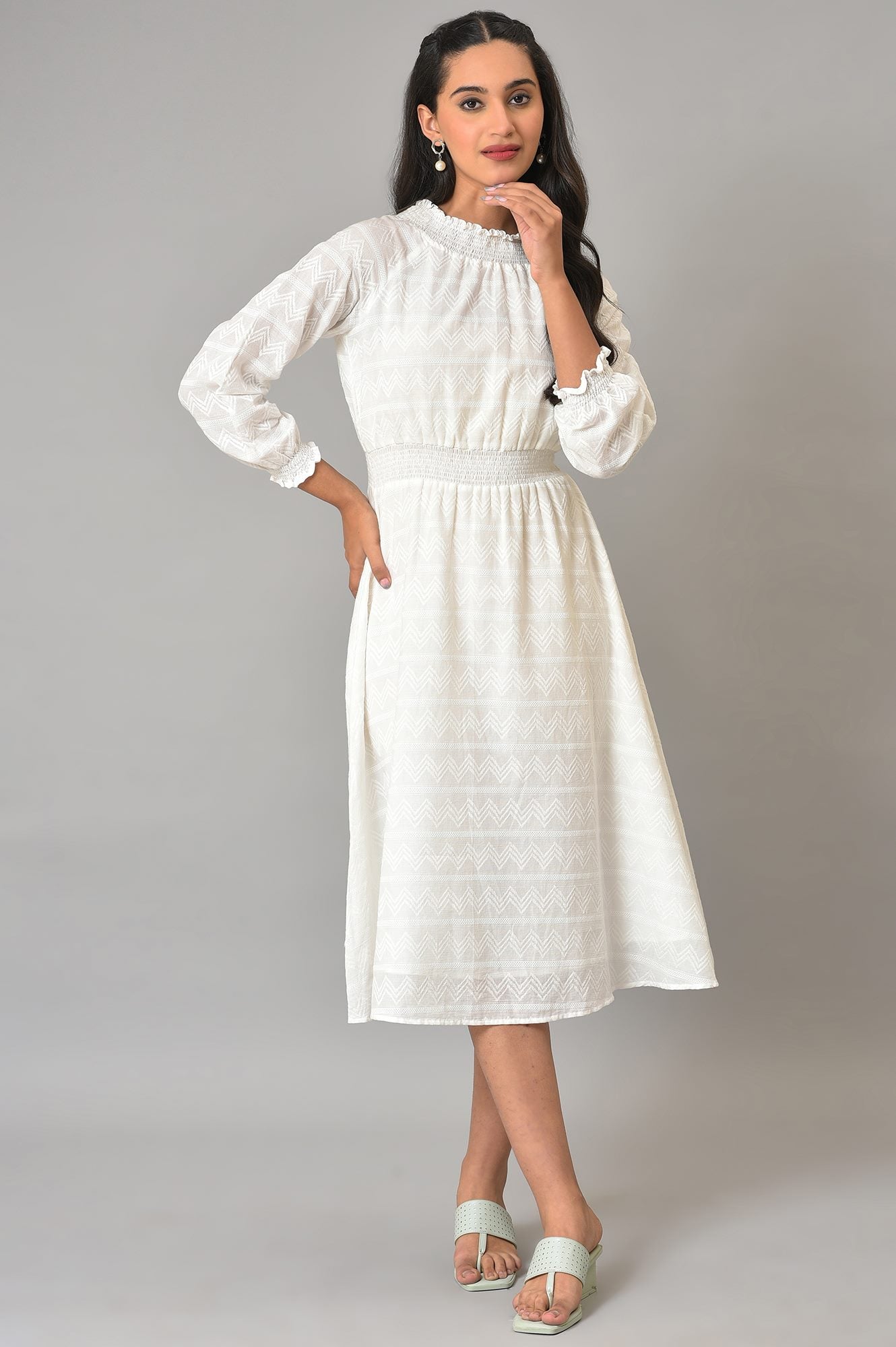 https://cdn.shopify.com/s/files/1/0776/0419/2550/files/23FEA13852-605267_6.jpg?v=1769756226