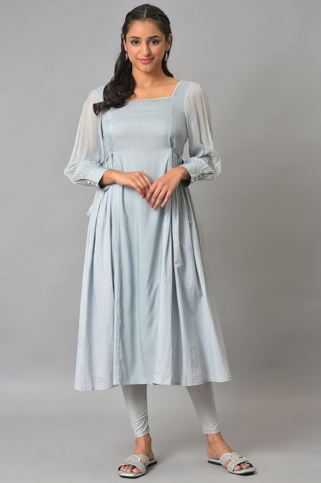 https://cdn.shopify.com/s/files/1/0776/0419/2550/files/23FEA13941-605325_6_b7b0a896-3164-4578-94d3-29cee38032d9.jpg?v=1769752027