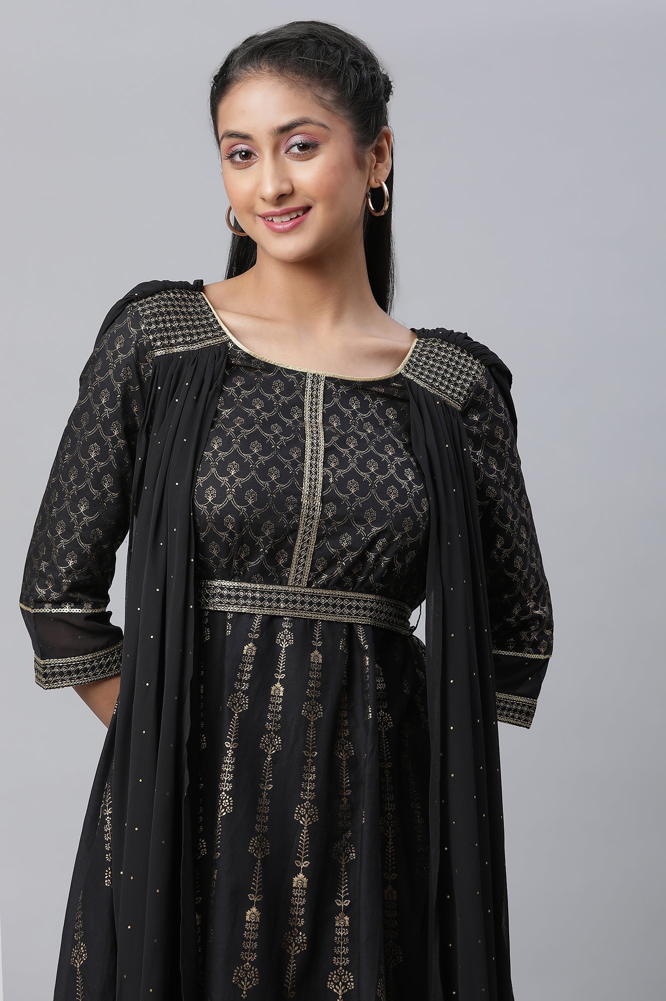 https://cdn.shopify.com/s/files/1/0776/0419/2550/files/23FEA14031-506390_6.jpg?v=1769751195