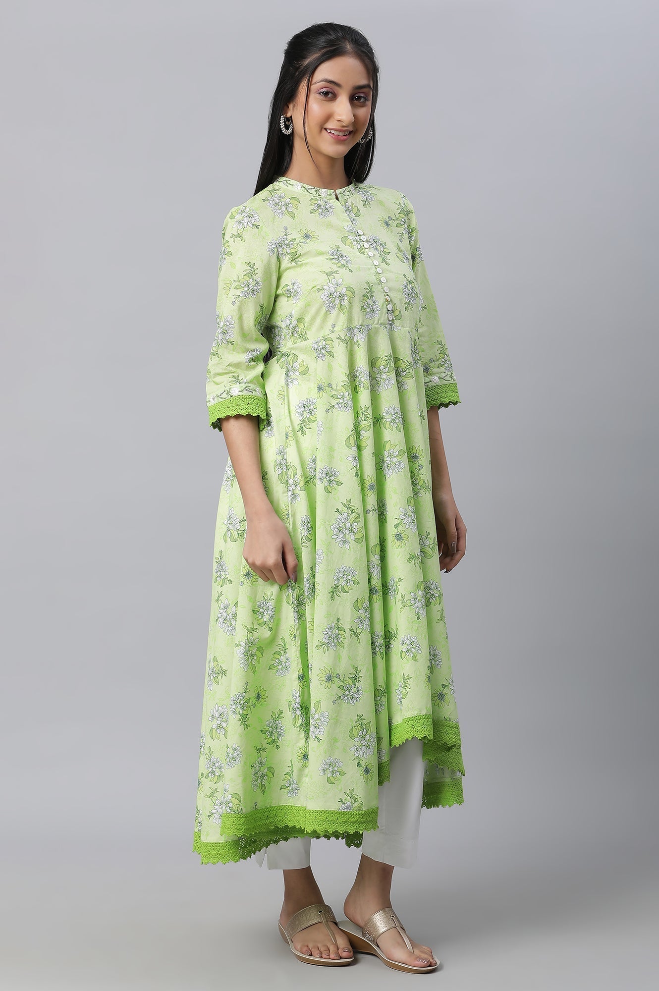 https://cdn.shopify.com/s/files/1/0776/0419/2550/files/23FEA14104-507157_3.jpg?v=1769755384