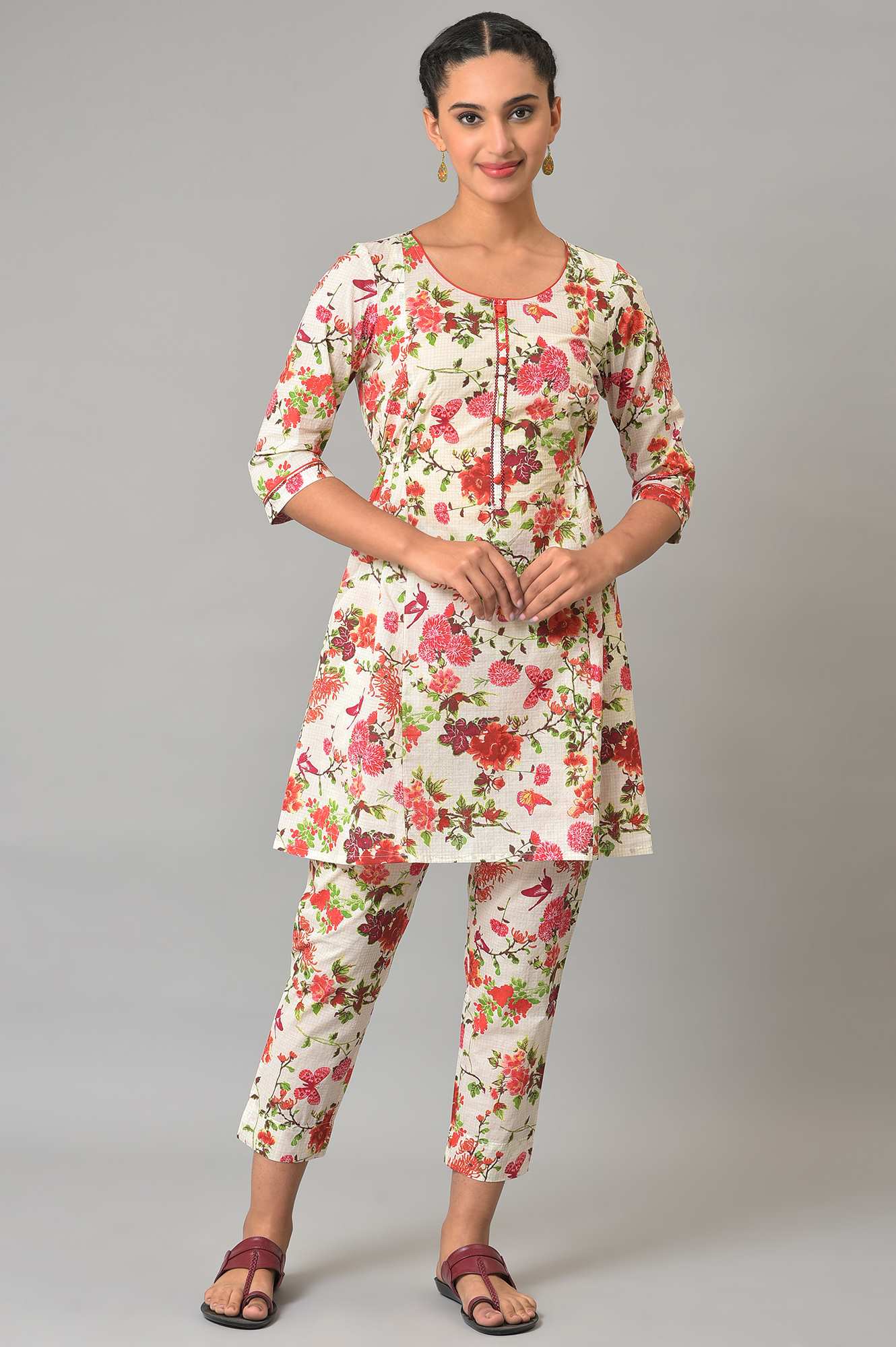 https://cdn.shopify.com/s/files/1/0776/0419/2550/files/23FEAS13885-506952_8.jpg?v=1769756015