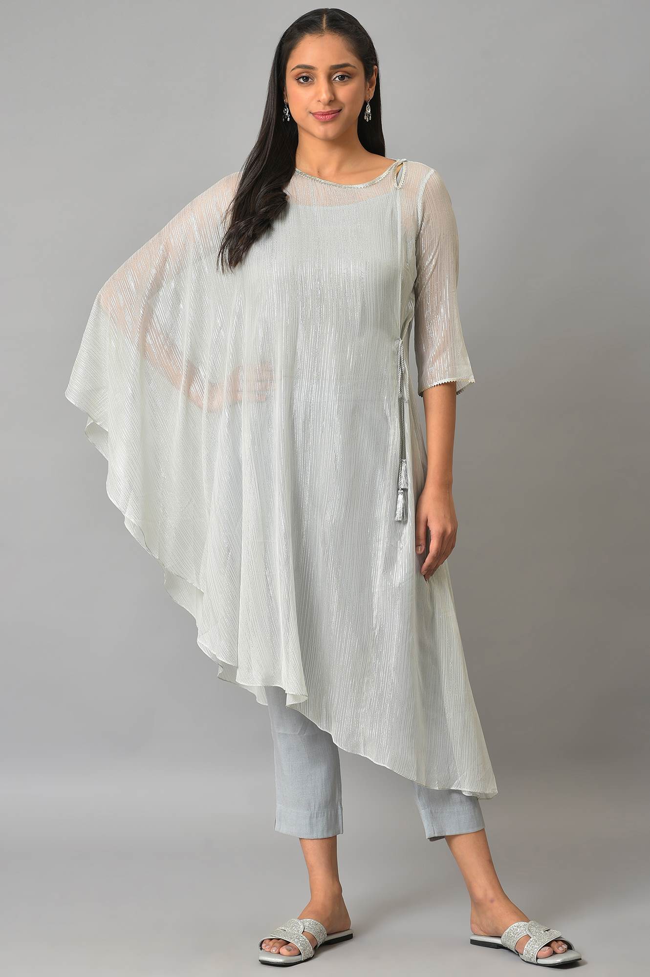 https://cdn.shopify.com/s/files/1/0776/0419/2550/files/23FEAS13950-506600_8_d67ef454-d51e-4d2c-a895-faa000387c2c.jpg?v=1769688331