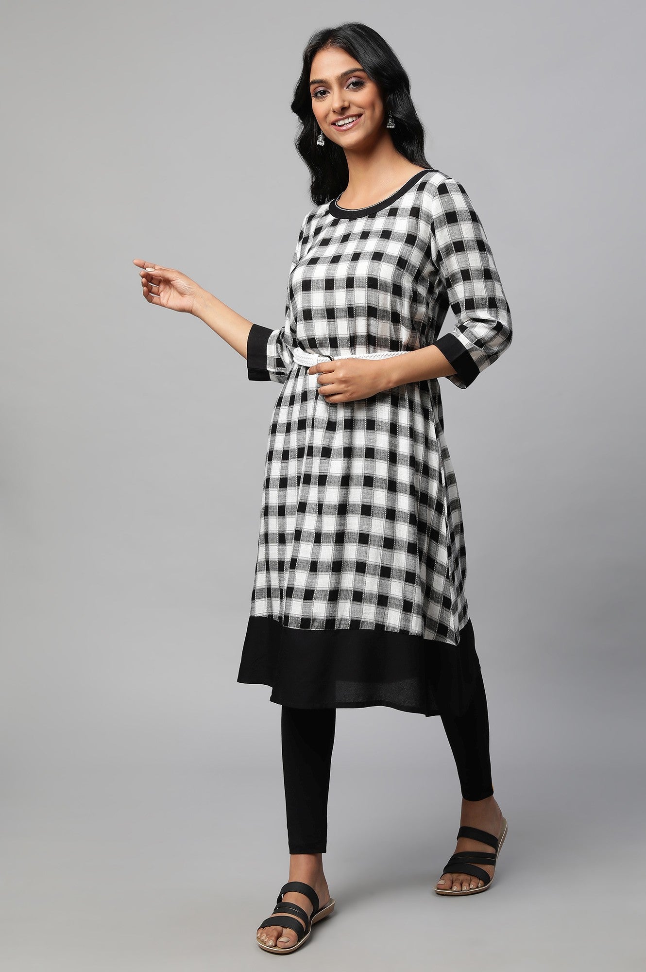 https://cdn.shopify.com/s/files/1/0776/0419/2550/files/23FEAS14212-702611_3.jpg?v=1769750970