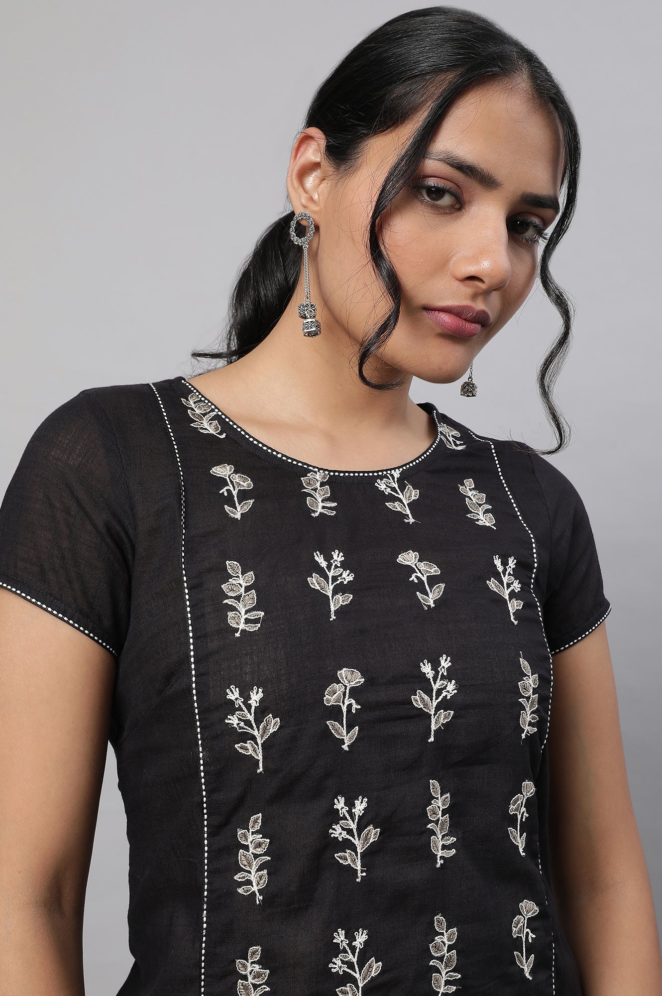 https://cdn.shopify.com/s/files/1/0776/0419/2550/files/23FEAS14251SS-604577_6.jpg?v=1769750810