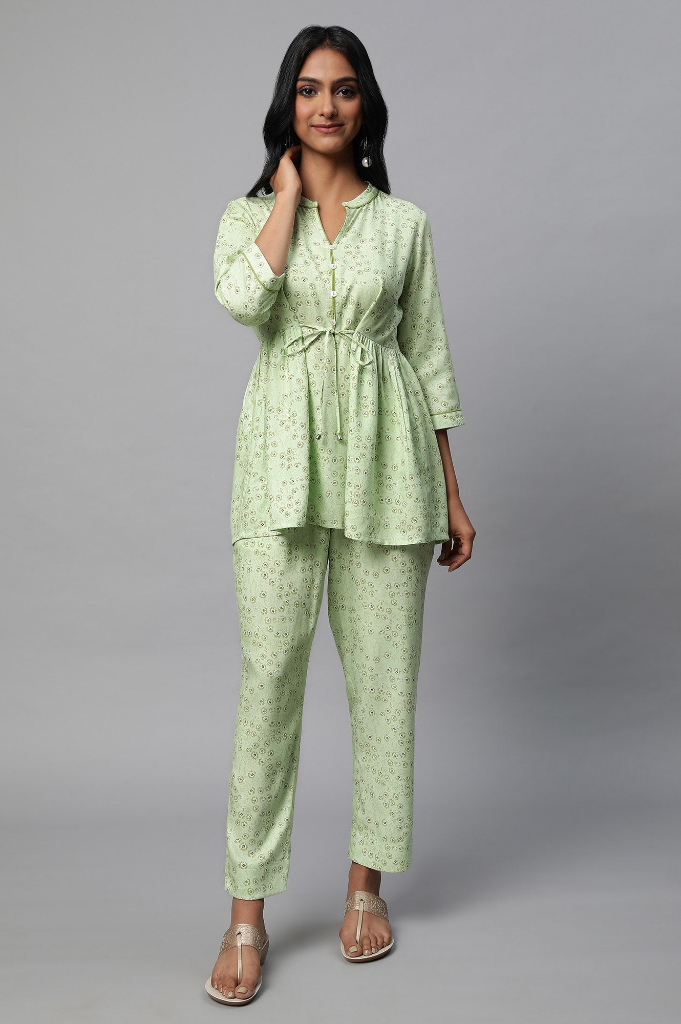 https://cdn.shopify.com/s/files/1/0776/0419/2550/files/23FEAS30370-507202_5.jpg?v=1769753177