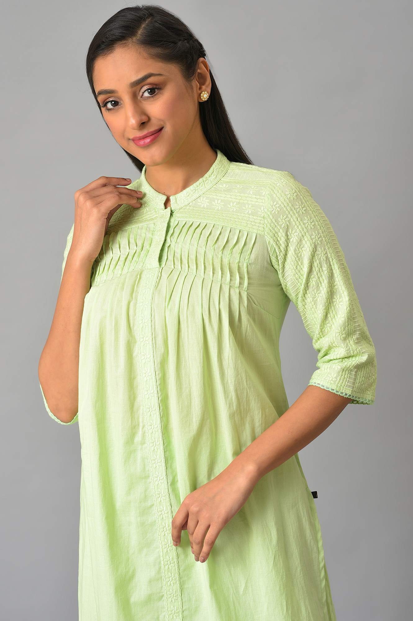 https://cdn.shopify.com/s/files/1/0776/0419/2550/files/23FED10556-605486_5.jpg?v=1769756344