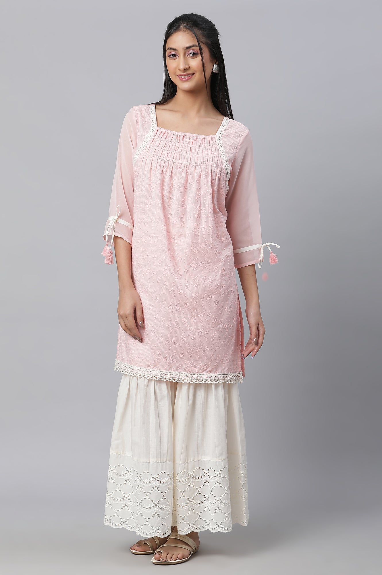 https://cdn.shopify.com/s/files/1/0776/0419/2550/files/23FED10562-605480_1.jpg?v=1769755343