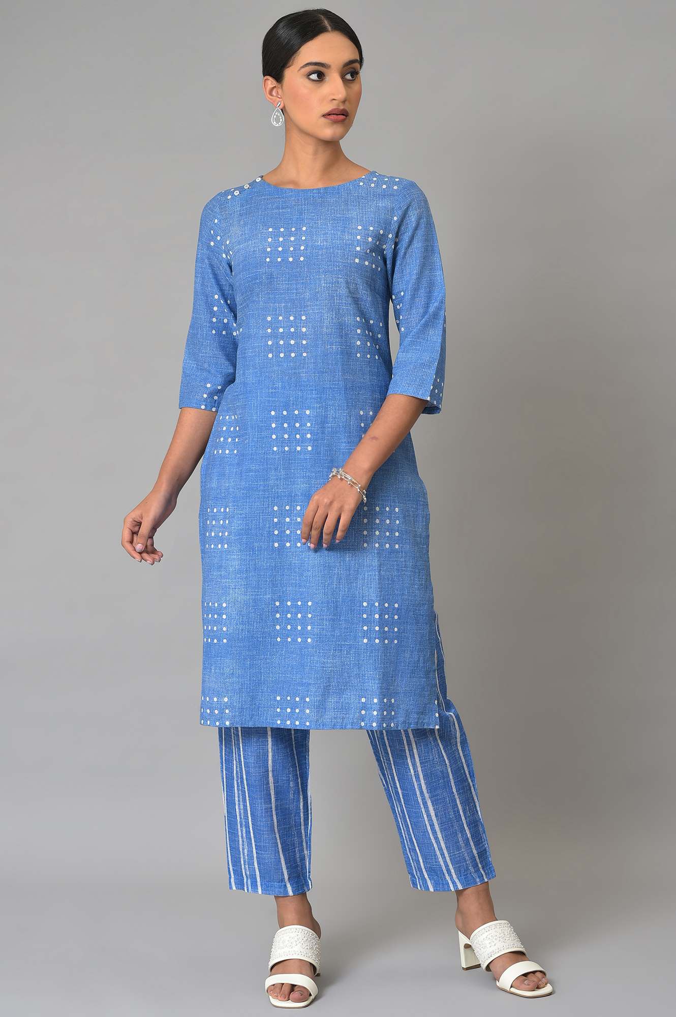 Blue Printed Kurta And Pants Co-Ord Set - wforwoman