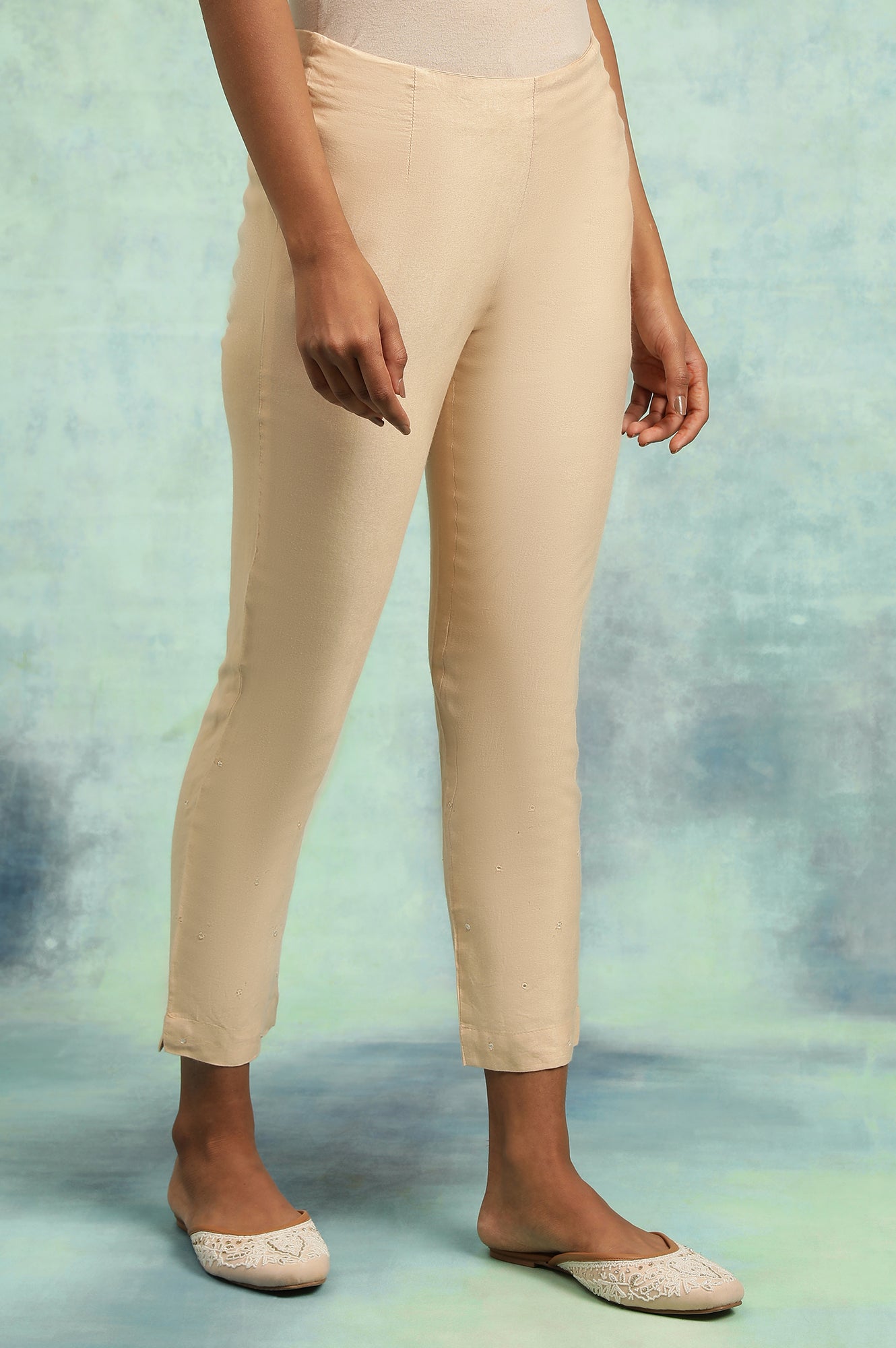 Beige Solid Slim Pants