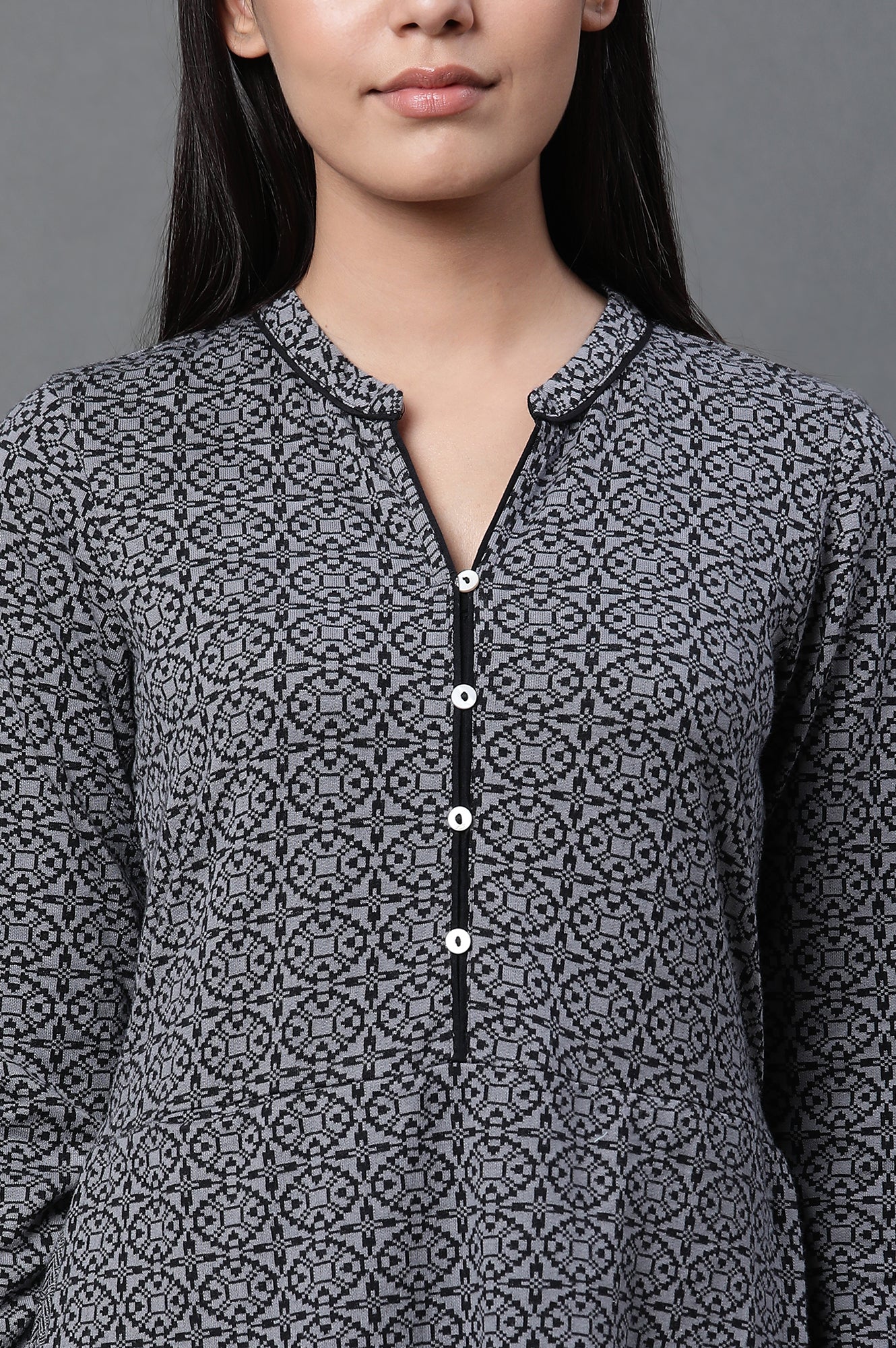 https://cdn.shopify.com/s/files/1/0776/0419/2550/files/23NOAS14717-704670_6_193fa296-5dd0-440b-a669-a44b5e512ba8.jpg?v=1769749640