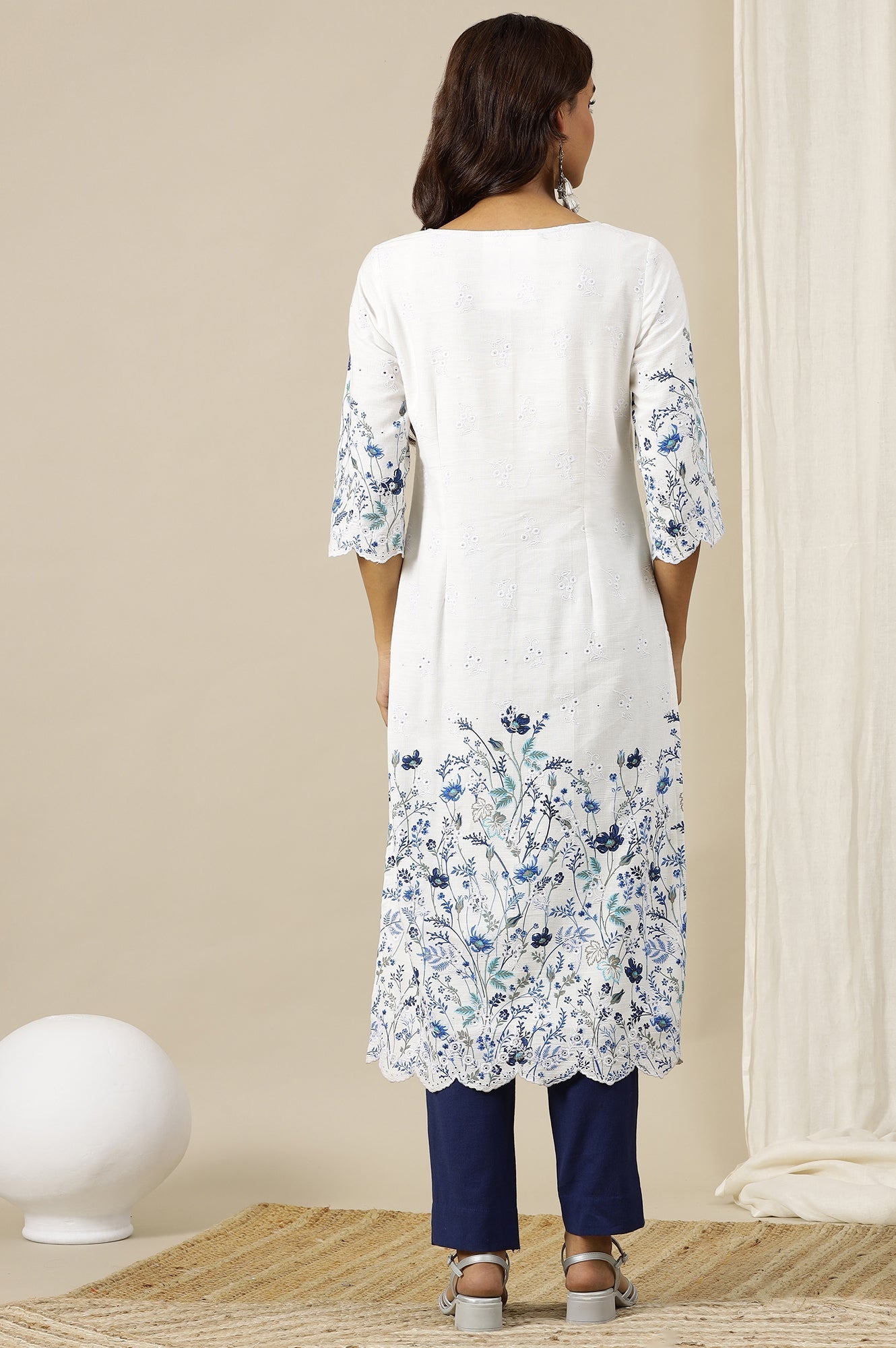 https://cdn.shopify.com/s/files/1/0776/0419/2550/files/24AUA14859-E508352_5.jpg?v=1769759496