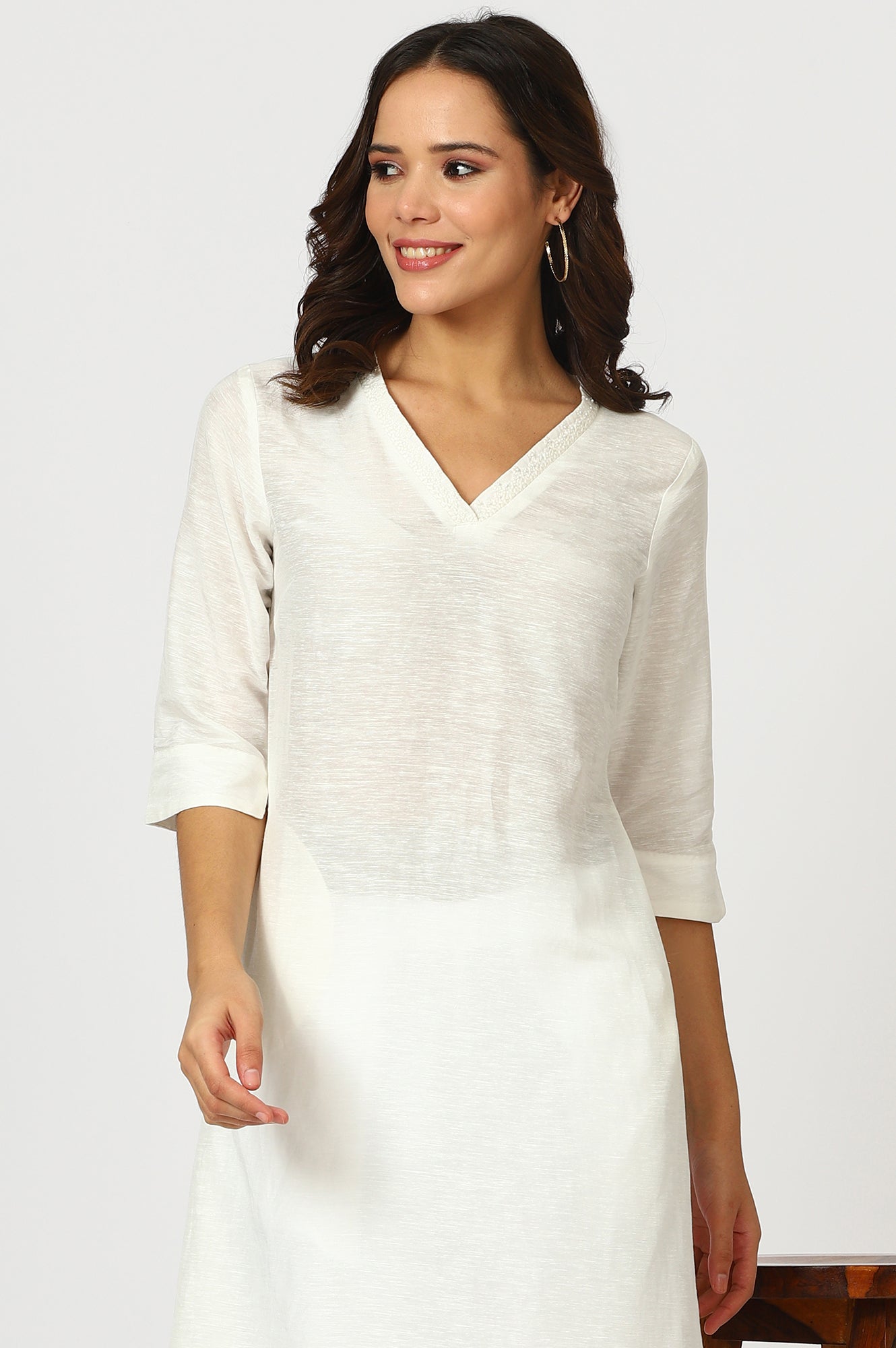 Pink Solid Thread Work Rayon Straight Kurta