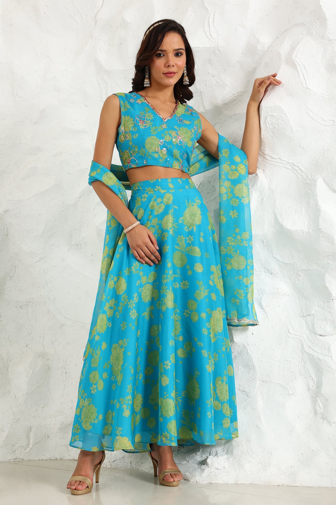 https://cdn.shopify.com/s/files/1/0776/0419/2550/files/24AUWS11569-124147_1_e298a040-2b5d-45b1-ac36-1b5c9612c1d0.jpg?v=1723894771
