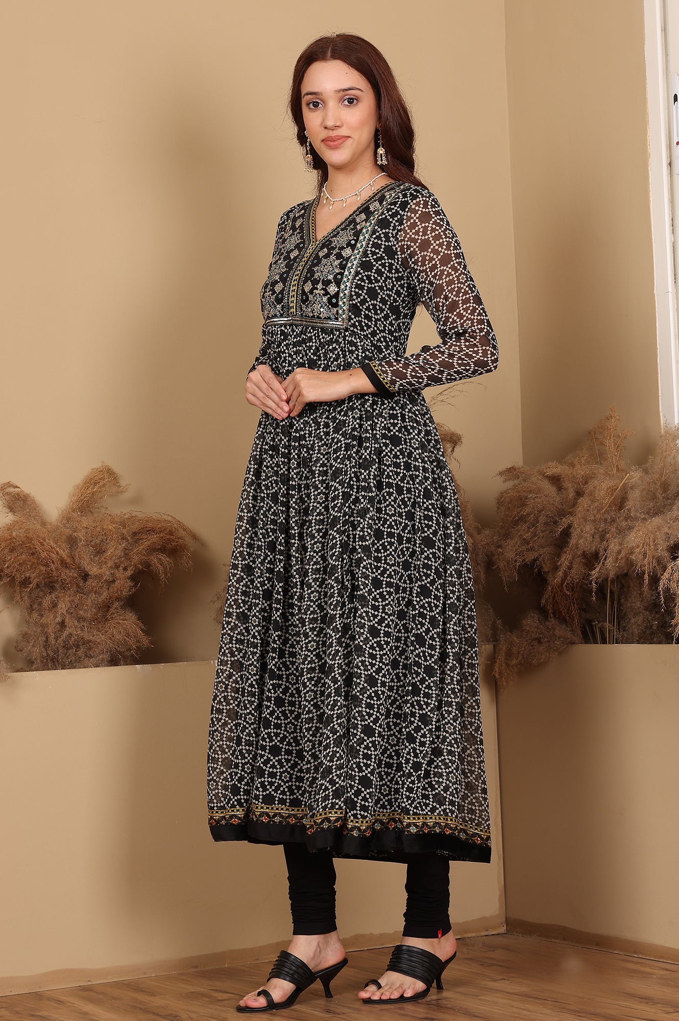 https://cdn.shopify.com/s/files/1/0776/0419/2550/files/24AUWS11674-124557_6.jpg?v=1727067493