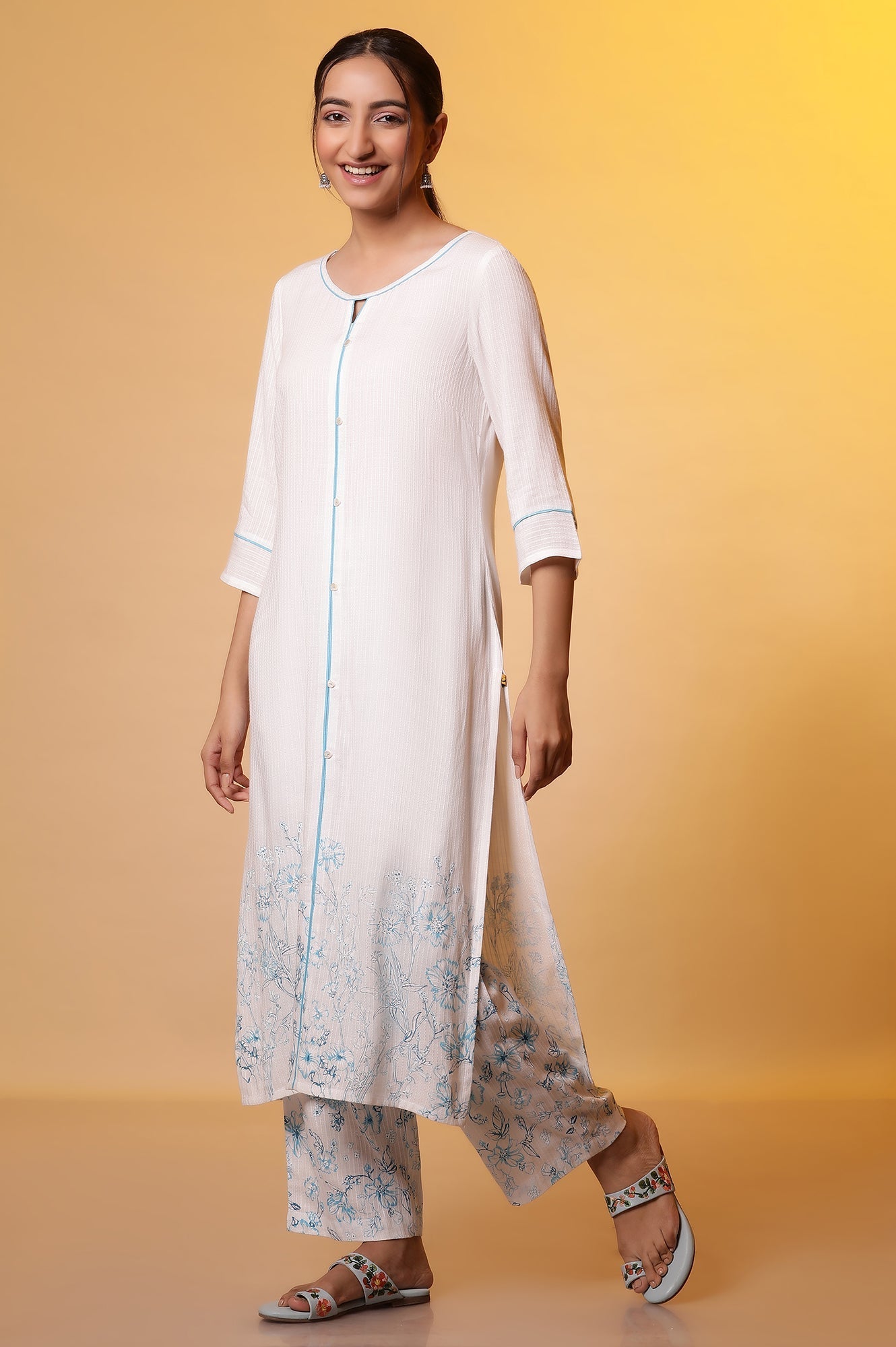 https://cdn.shopify.com/s/files/1/0776/0419/2550/files/24FEAS14789-507915_5.jpg?v=1769757249