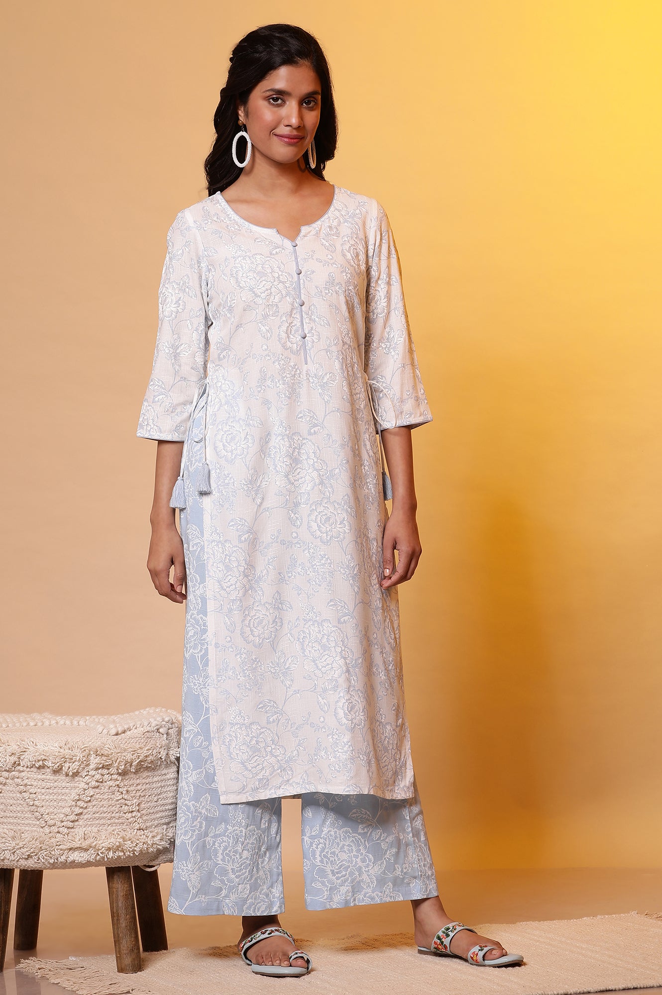https://cdn.shopify.com/s/files/1/0776/0419/2550/files/24FEAS14790-507894_1.jpg?v=1769757235