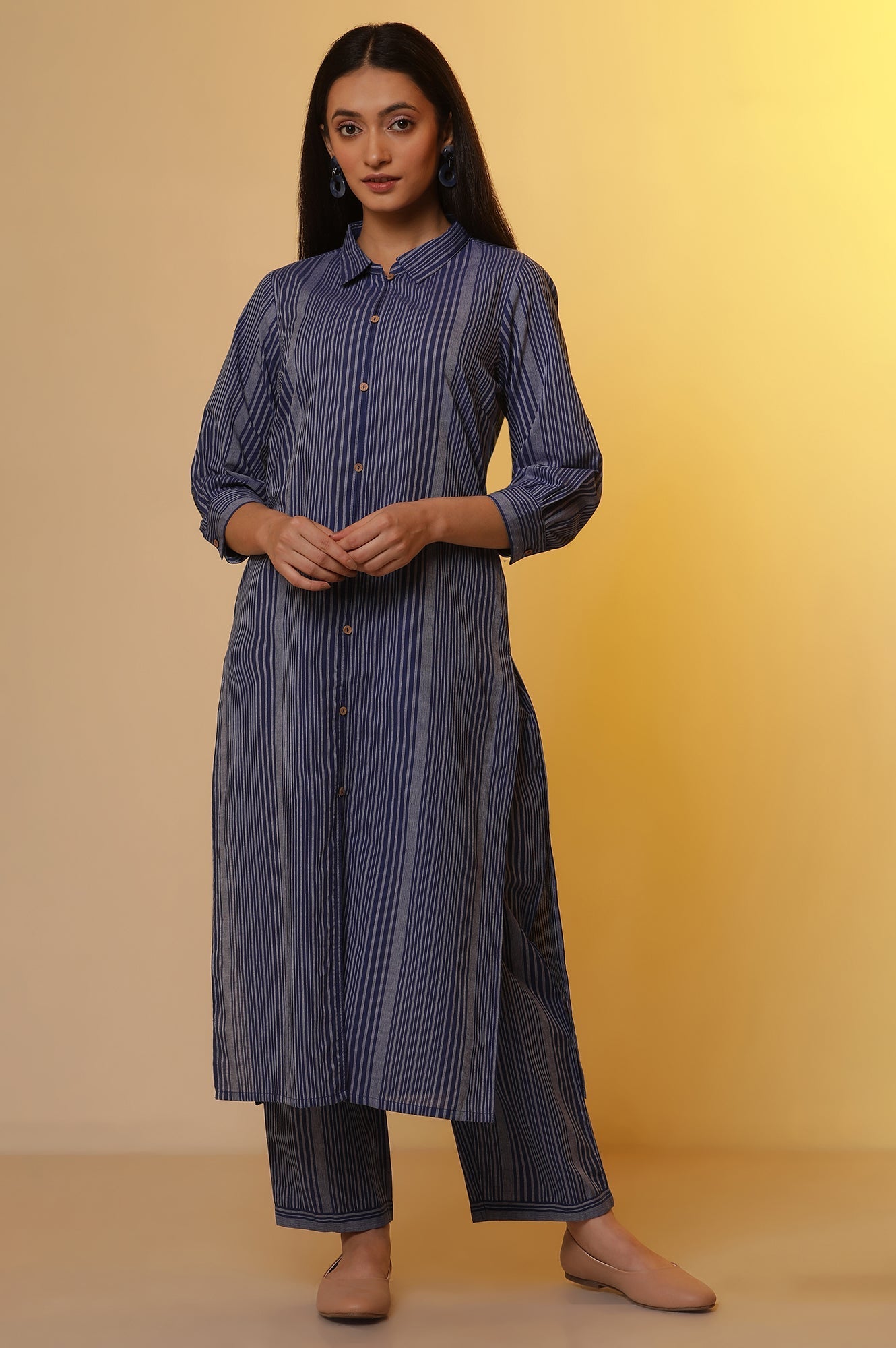 https://cdn.shopify.com/s/files/1/0776/0419/2550/files/24FEAS14822-704718_2.jpg?v=1769748699