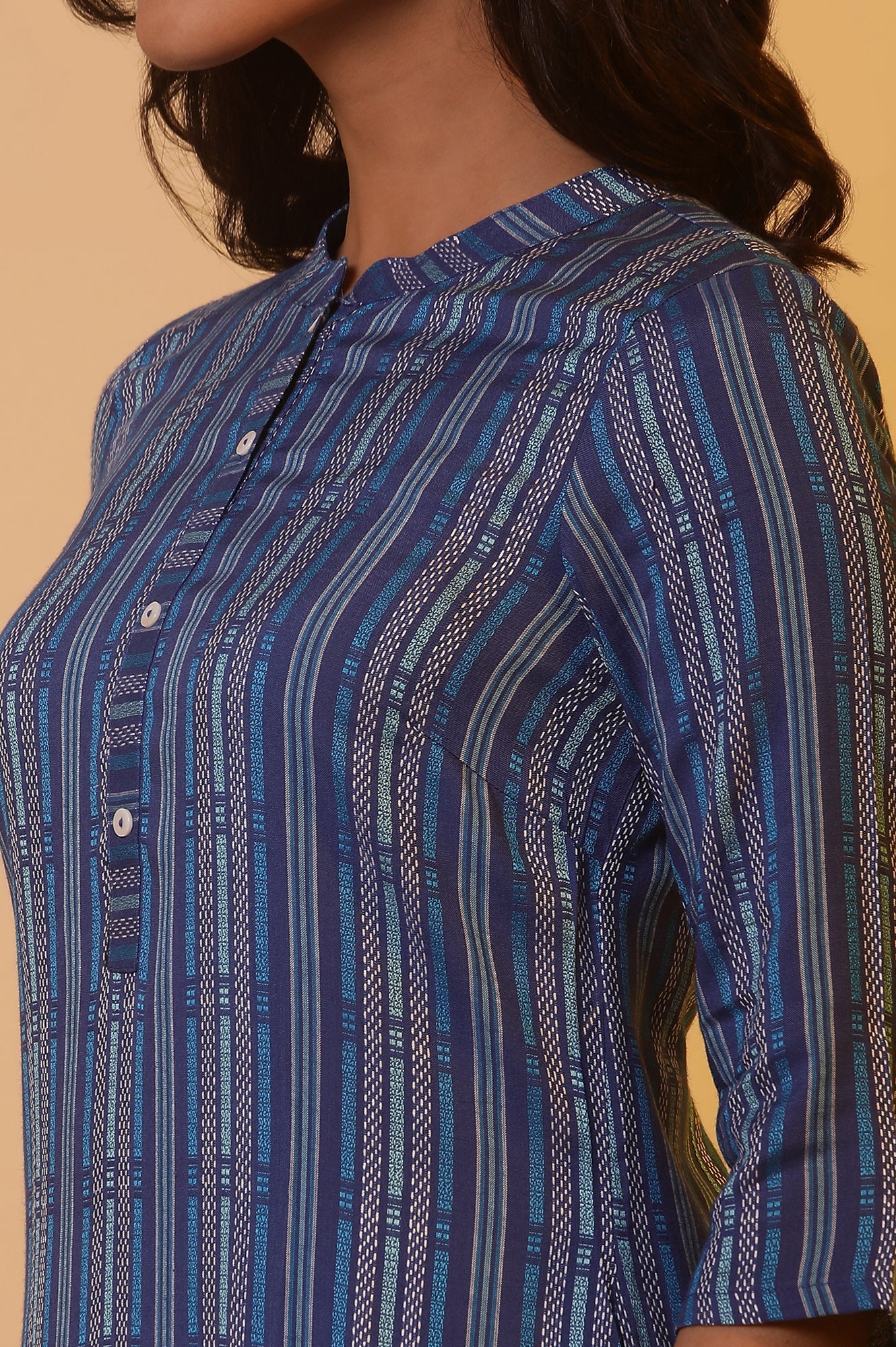 https://cdn.shopify.com/s/files/1/0776/0419/2550/files/24FEAS14837-704594_7.jpg?v=1769748711