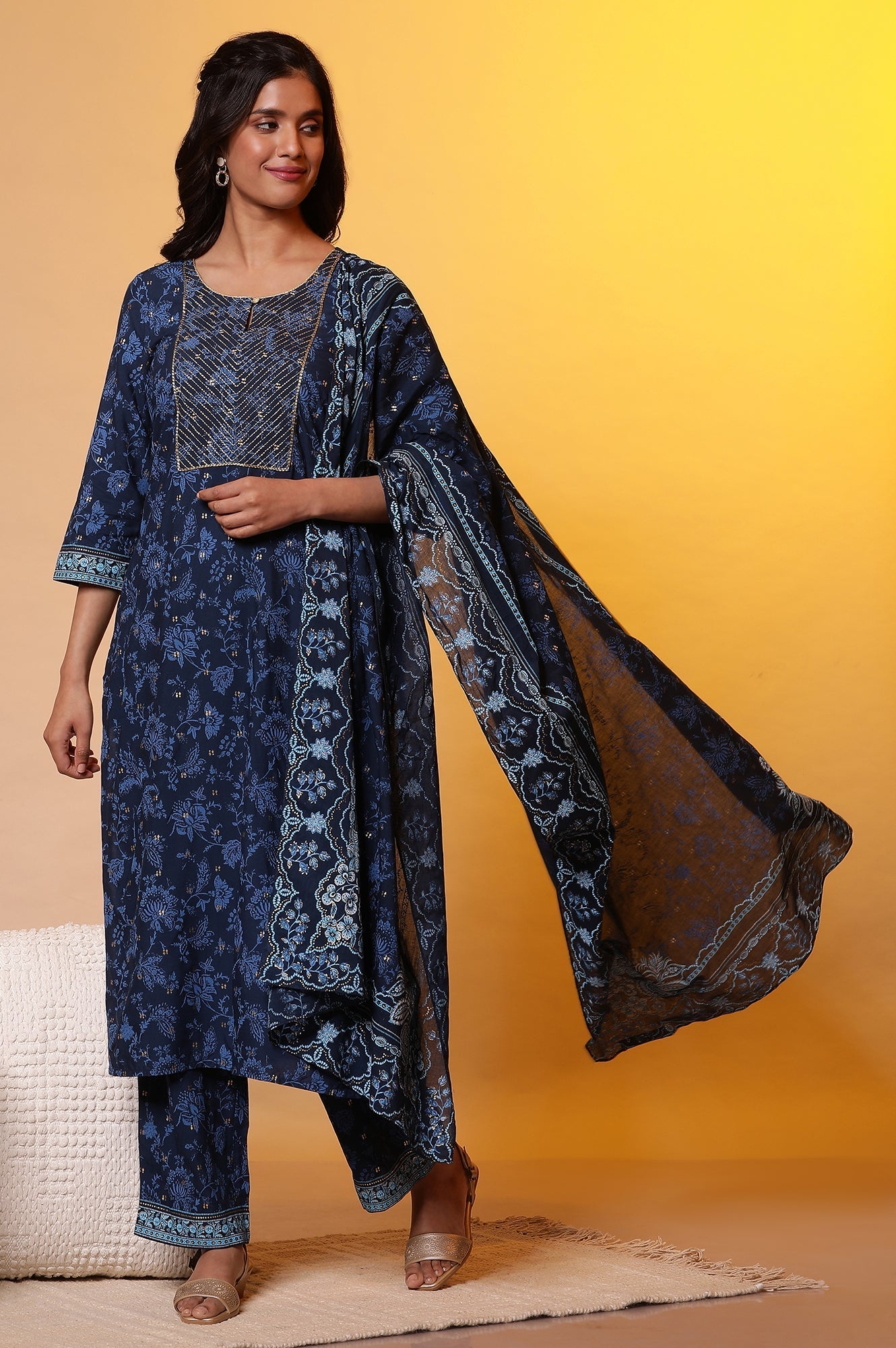 https://cdn.shopify.com/s/files/1/0776/0419/2550/files/24FEAS14854-507943_1_e8d46e32-6313-4990-9311-688c536b2619.jpg?v=1769759467