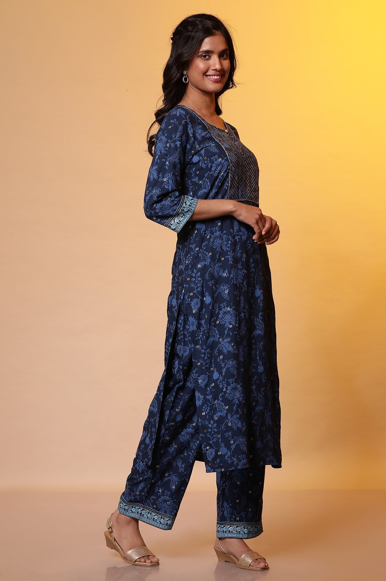https://cdn.shopify.com/s/files/1/0776/0419/2550/files/24FEAS14854-507943_5_a04ead04-ea75-4f05-85e6-aa6d6db50ccf.jpg?v=1769759466